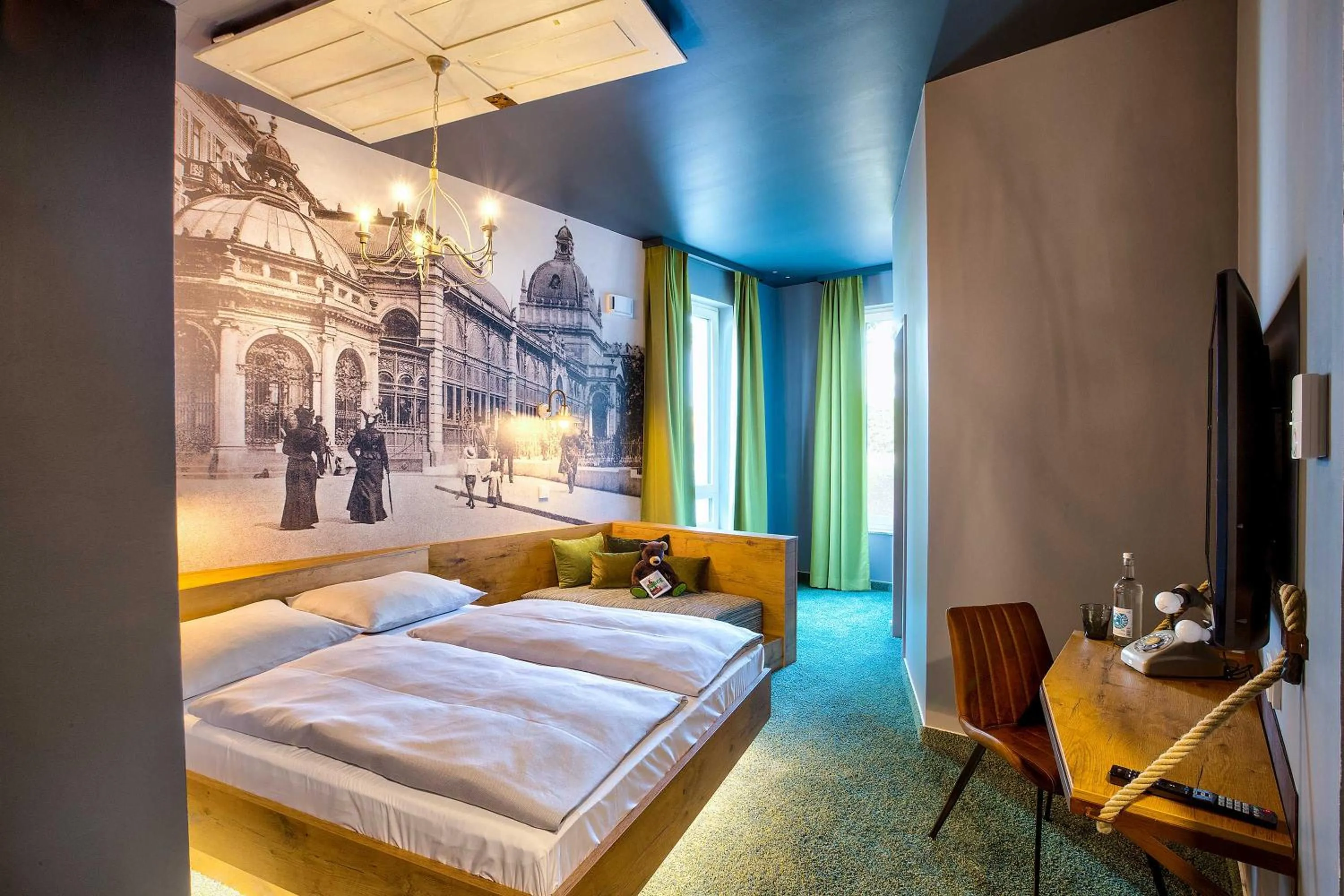 Bed in tinyTwice Hotel Wiesbaden