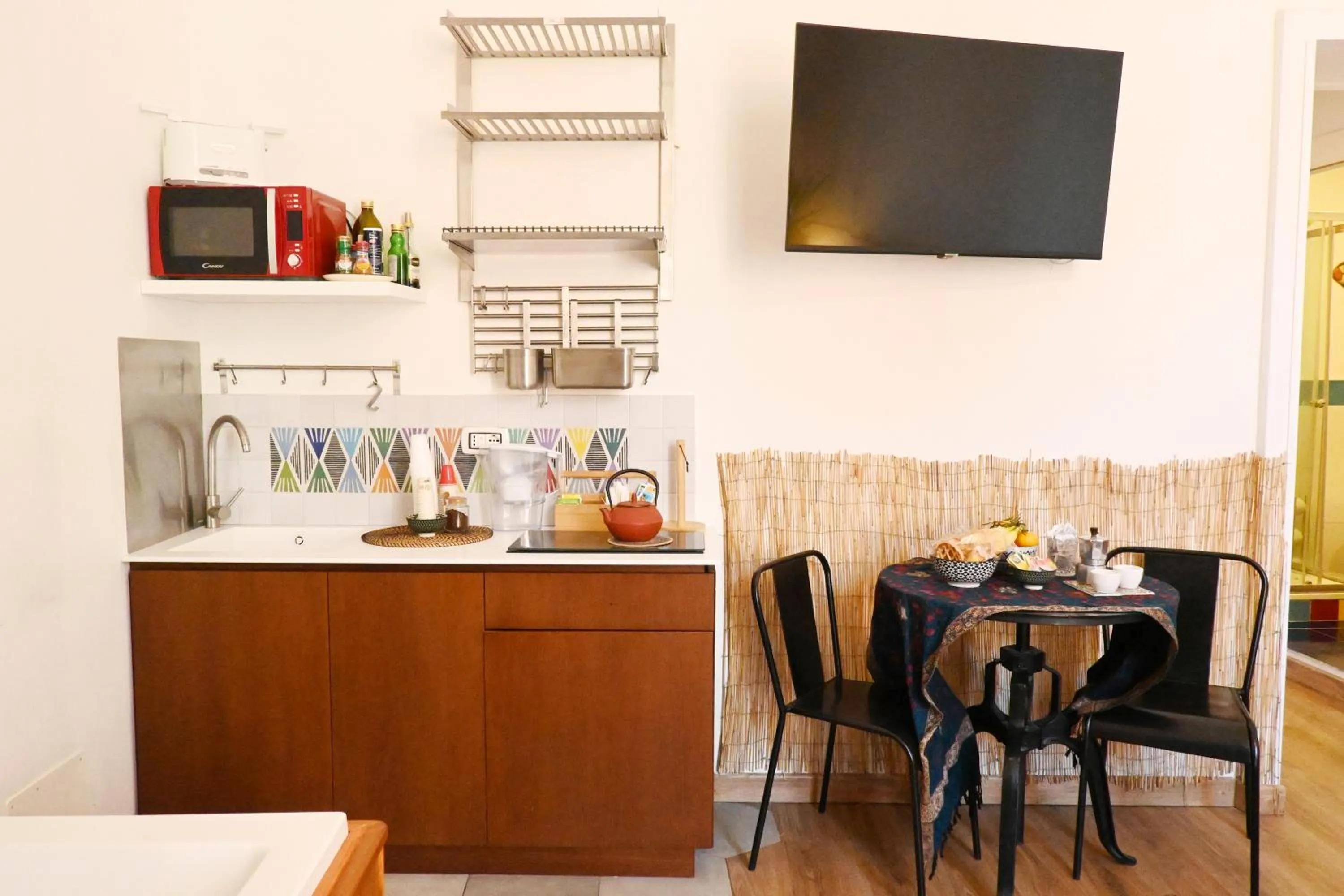 TV and multimedia in Sunrise Luxury