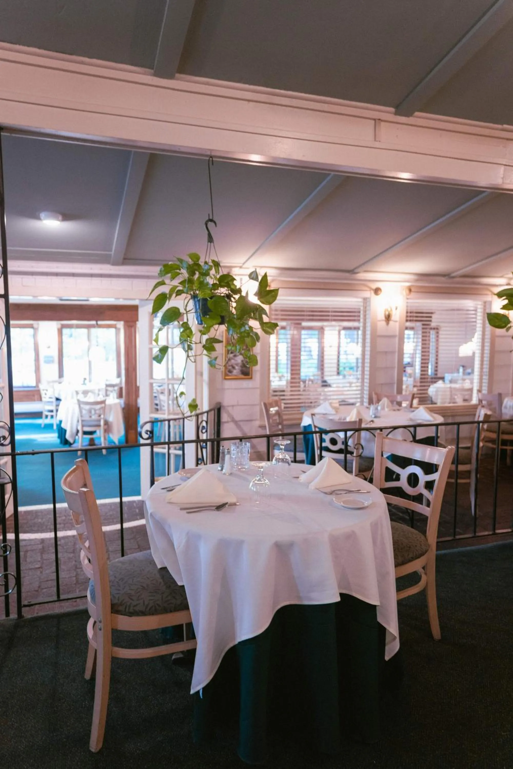 Stonehurst Manor Breakfast & Dinner Included