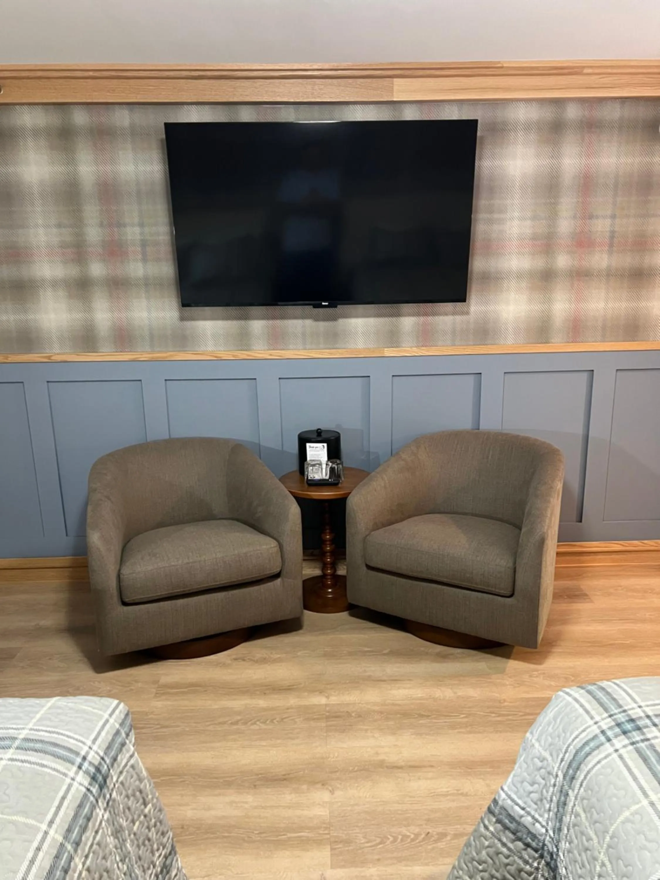 Stonehurst Manor Breakfast & Dinner Included