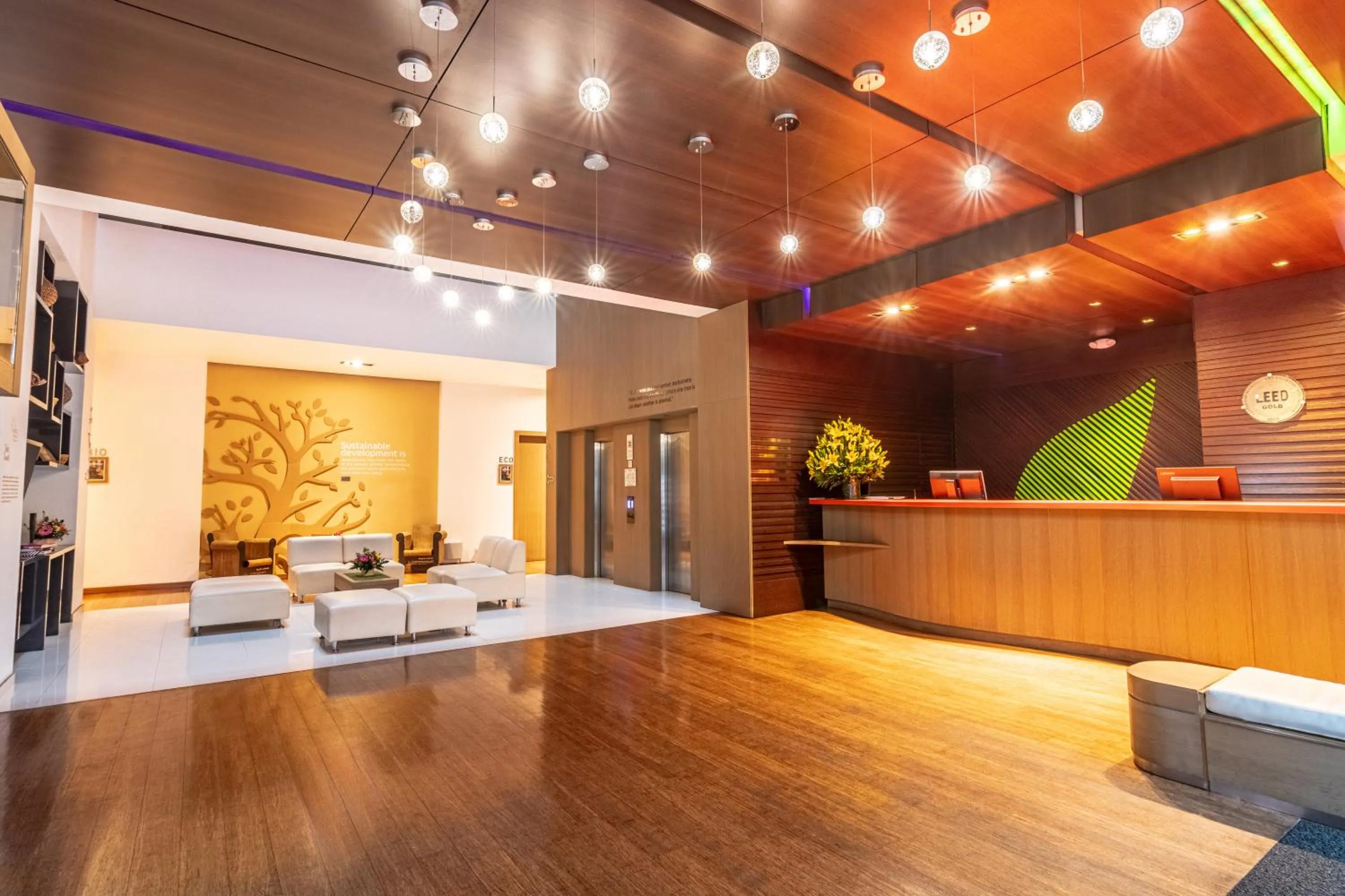 Lobby or reception in Biohotel Organic Suites Bogotá