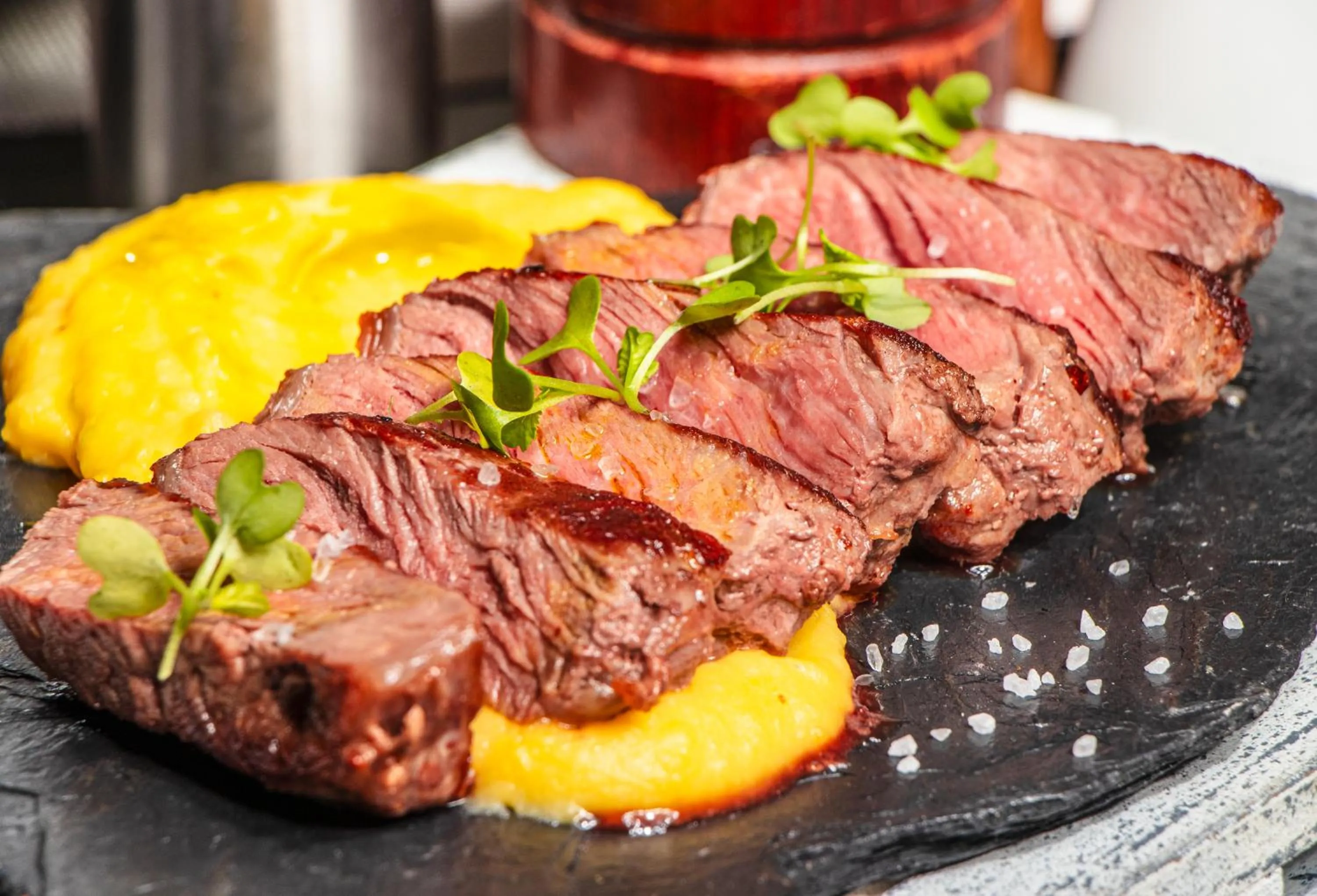 Restaurant/places to eat in Biohotel Organic Suites Bogotá