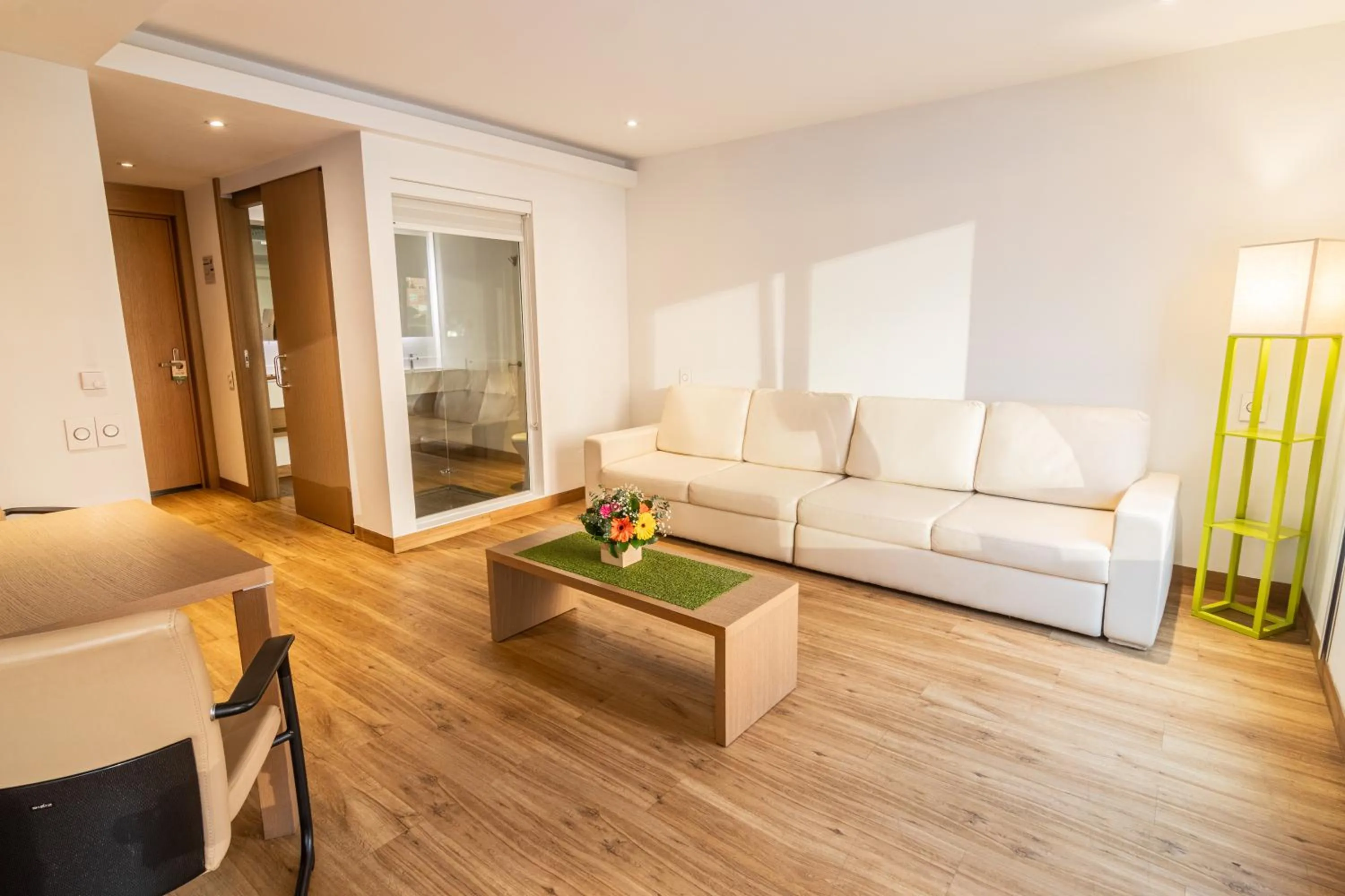 Living room in Biohotel Organic Suites Bogotá