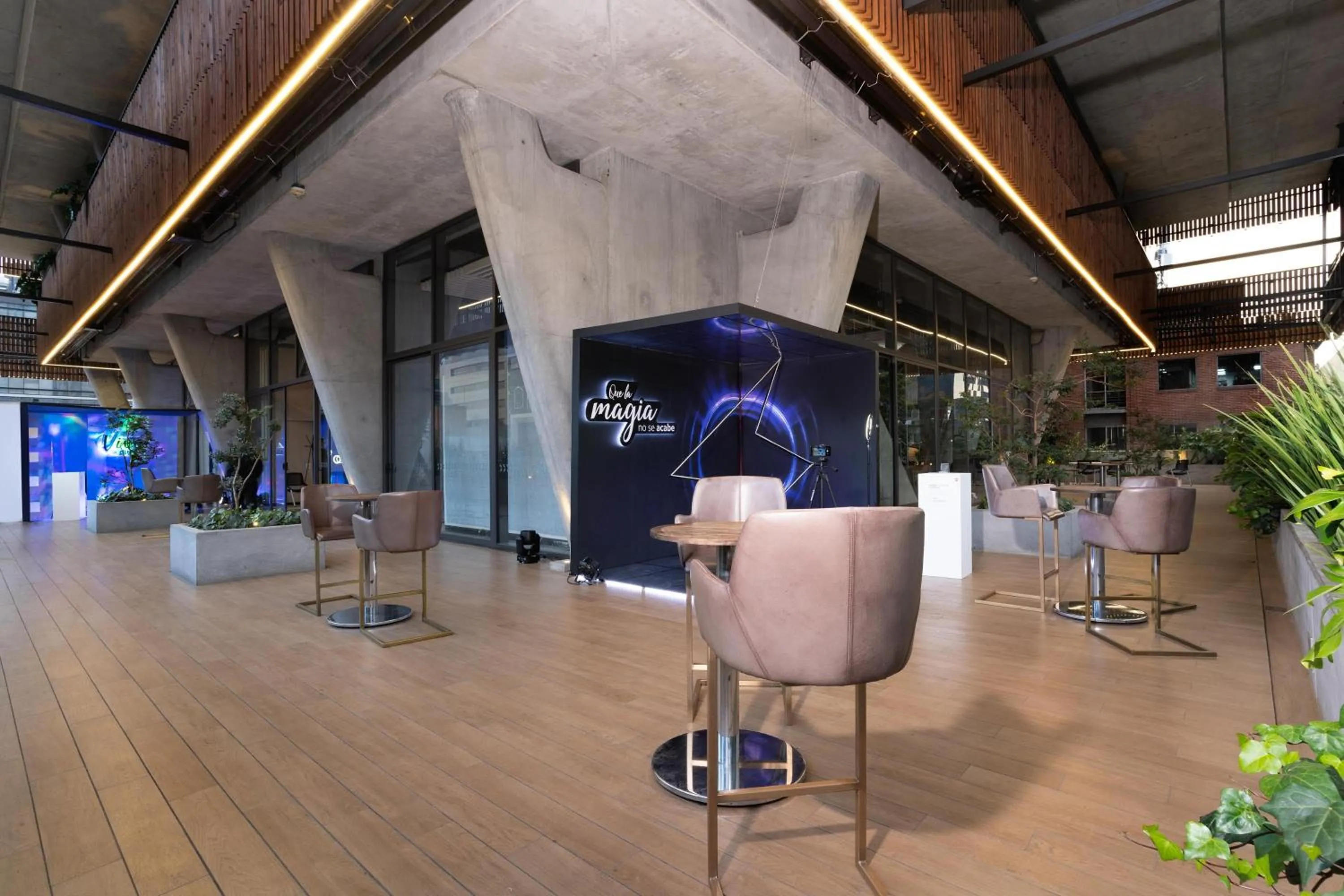 Balcony/Terrace in Salvio Parque 93 Bogota, Curio Collection by Hilton