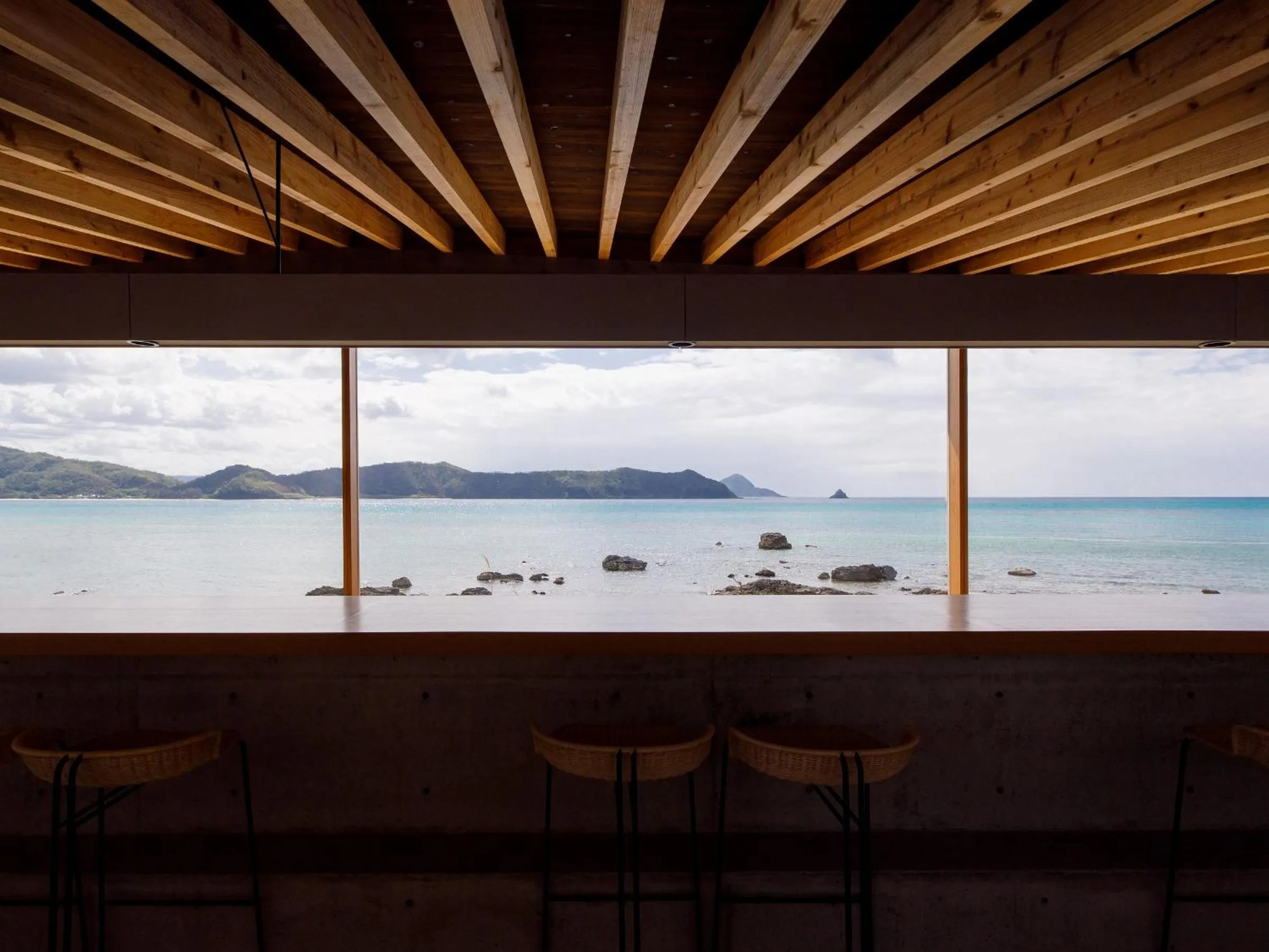 Denpaku The Beachfront MIJORA