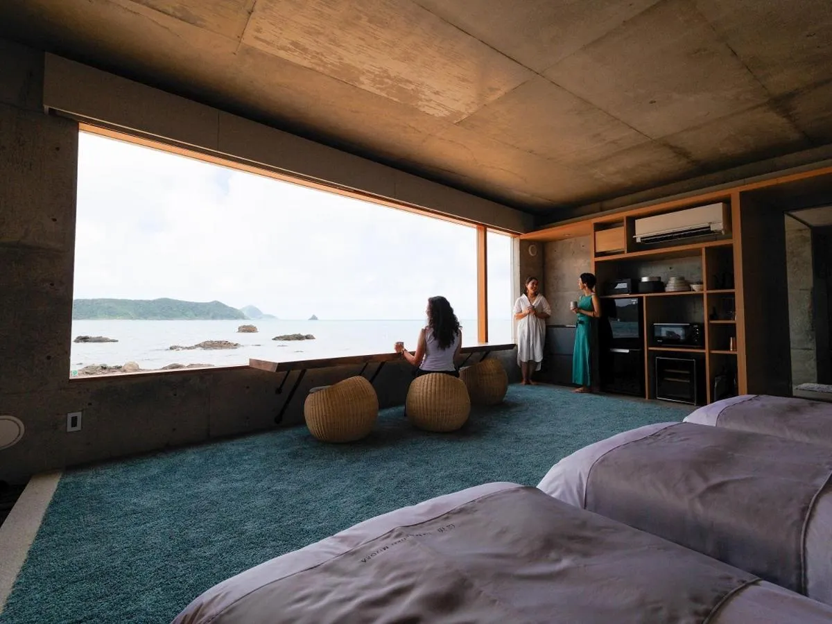 Denpaku The Beachfront MIJORA