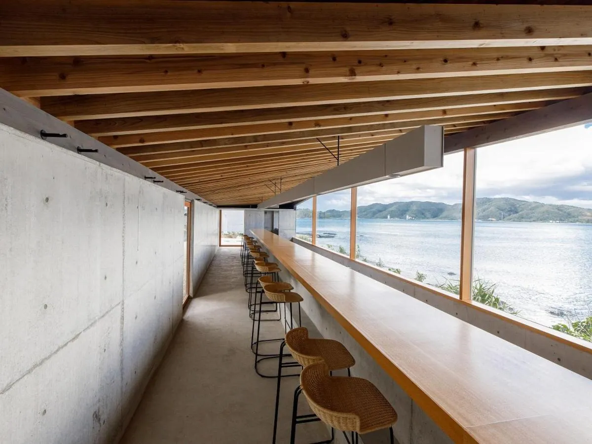 Denpaku The Beachfront MIJORA