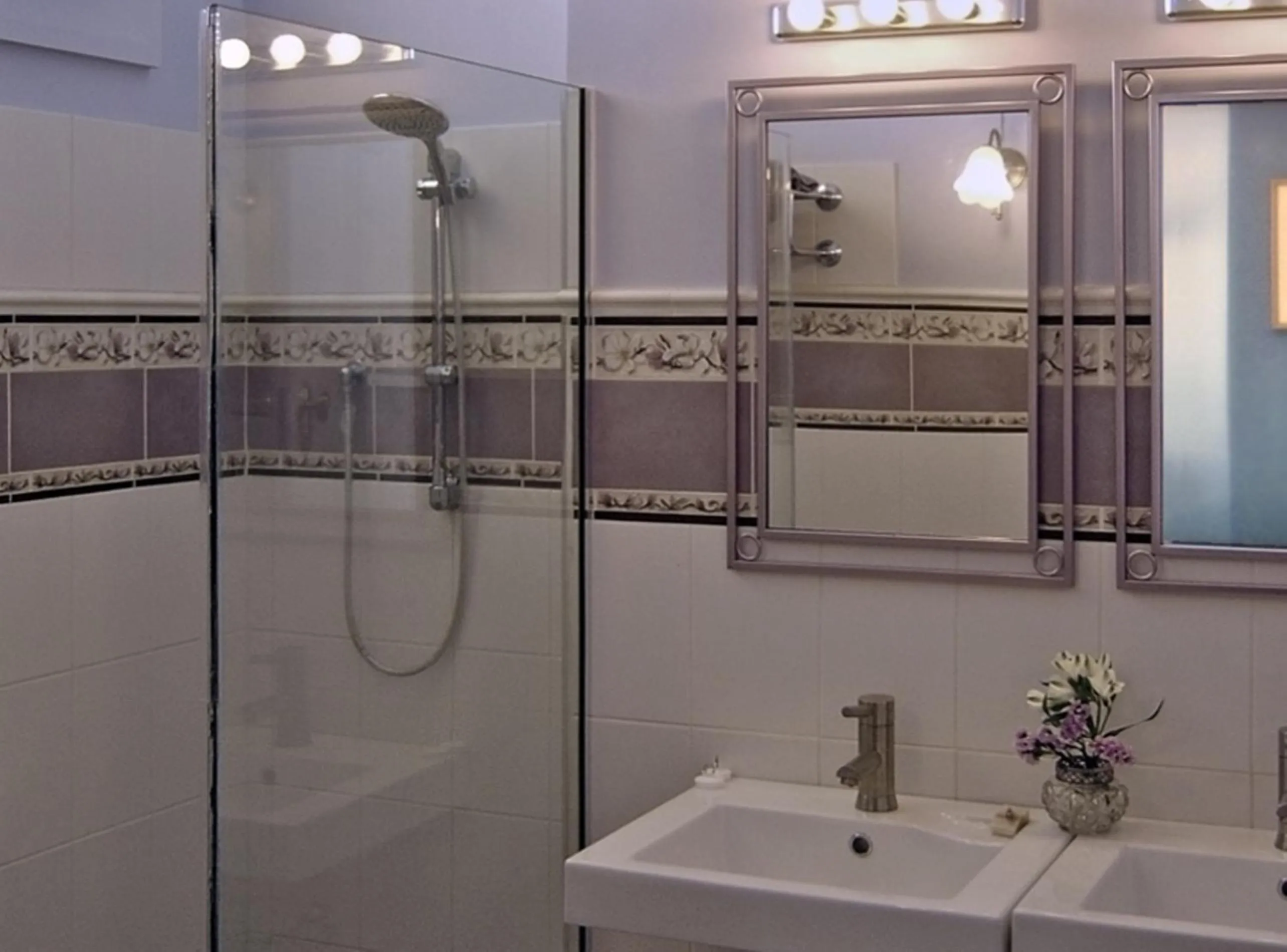 Shower in Dyers House