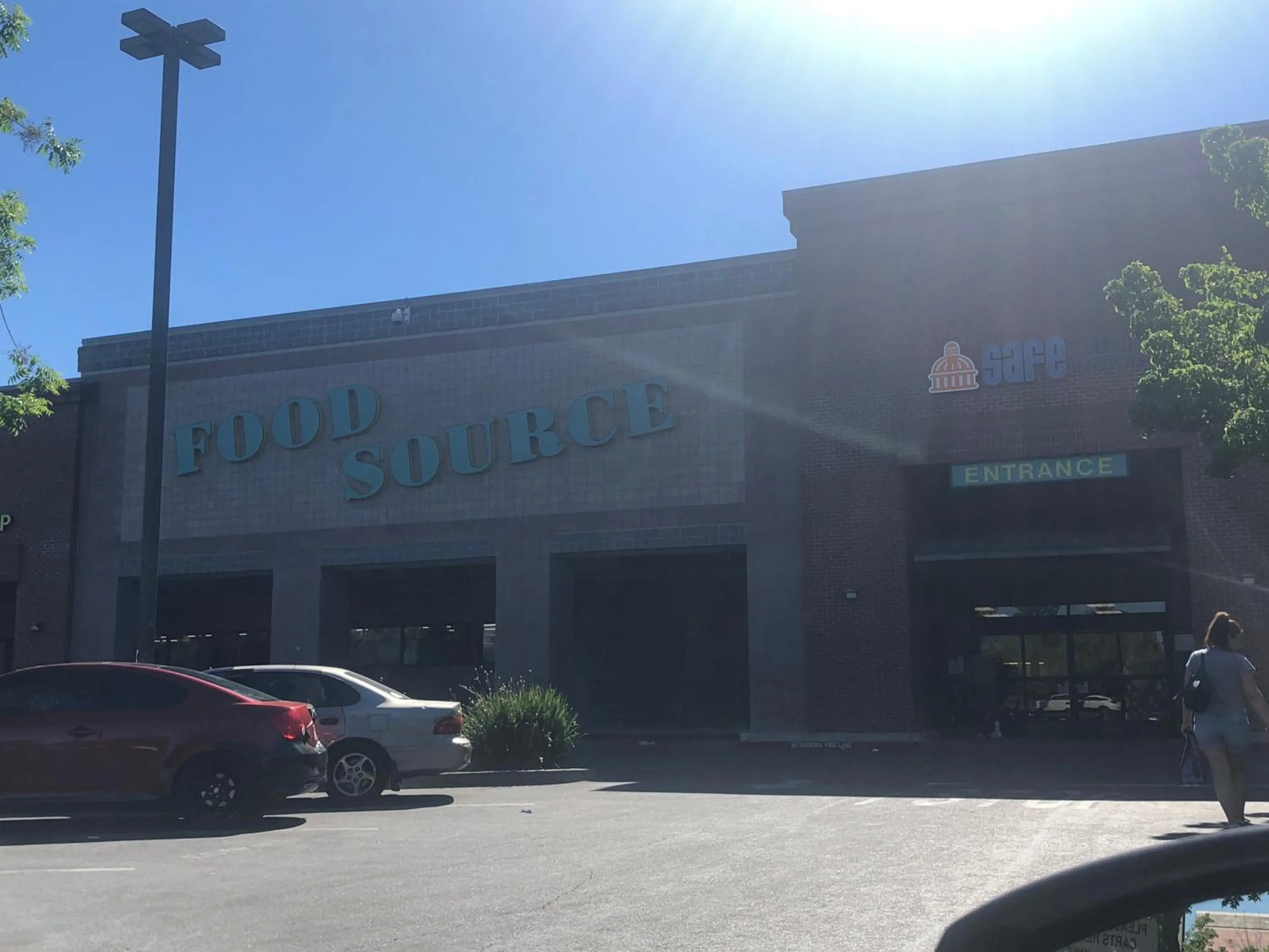 Restaurant/places to eat in WHOLE Family - WholeVille