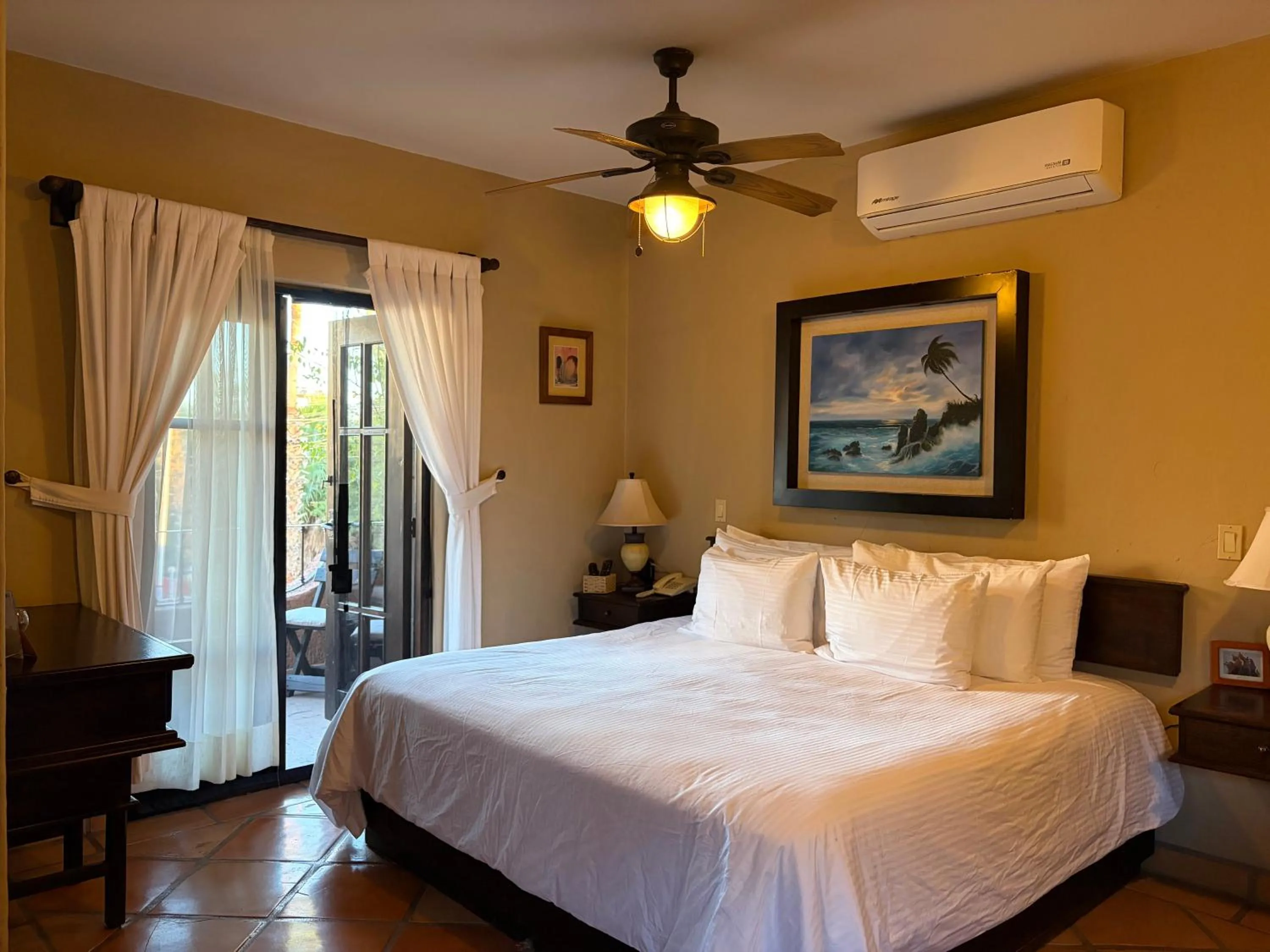 Balcony/Terrace, Bed in Posada del Cortes