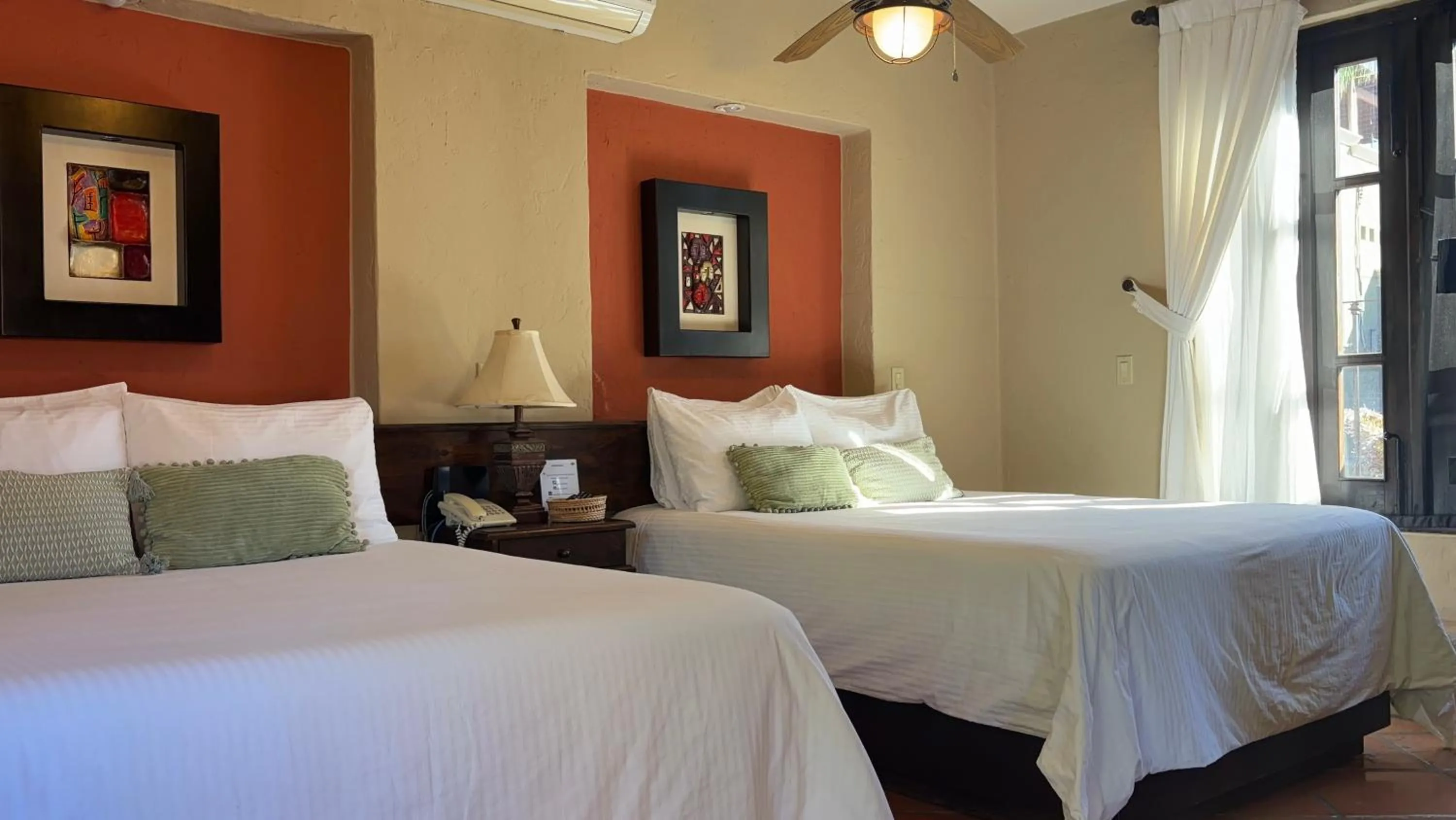 Balcony/Terrace, Bed in Posada del Cortes