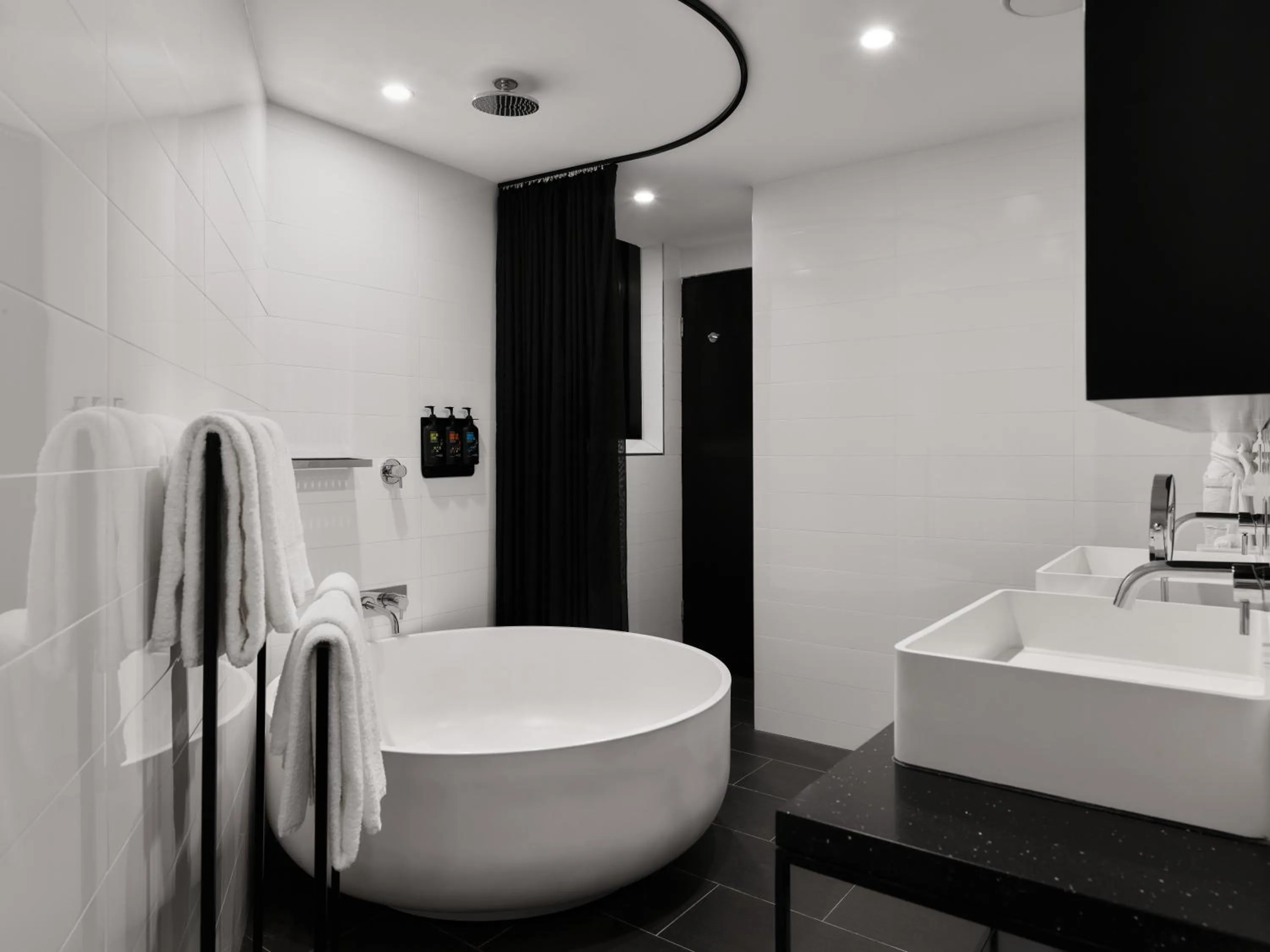 Toilet in Hotel Woolstore 1888, Sydney - Handwritten Collection