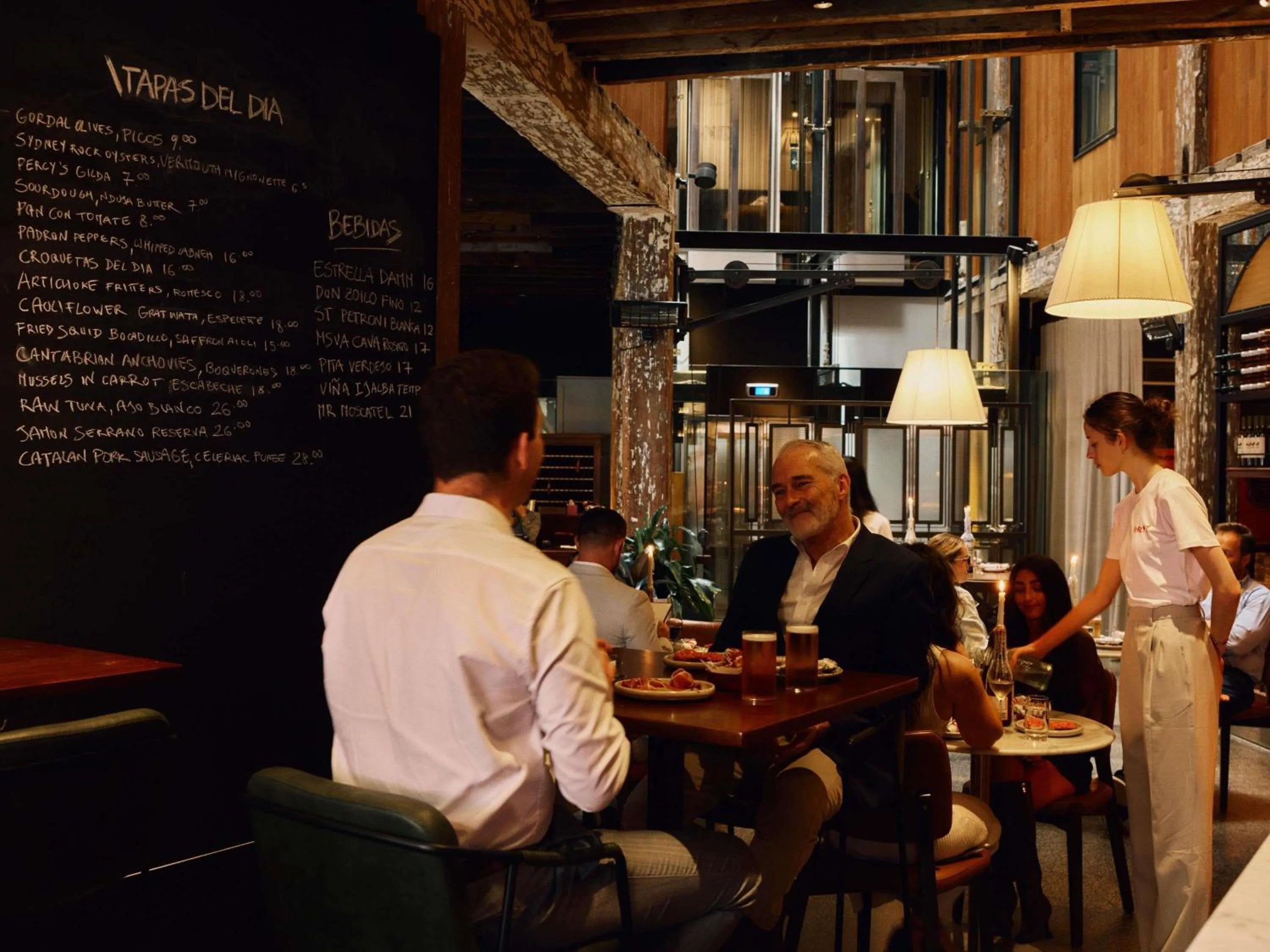 Property building in Hotel Woolstore 1888, Sydney - Handwritten Collection