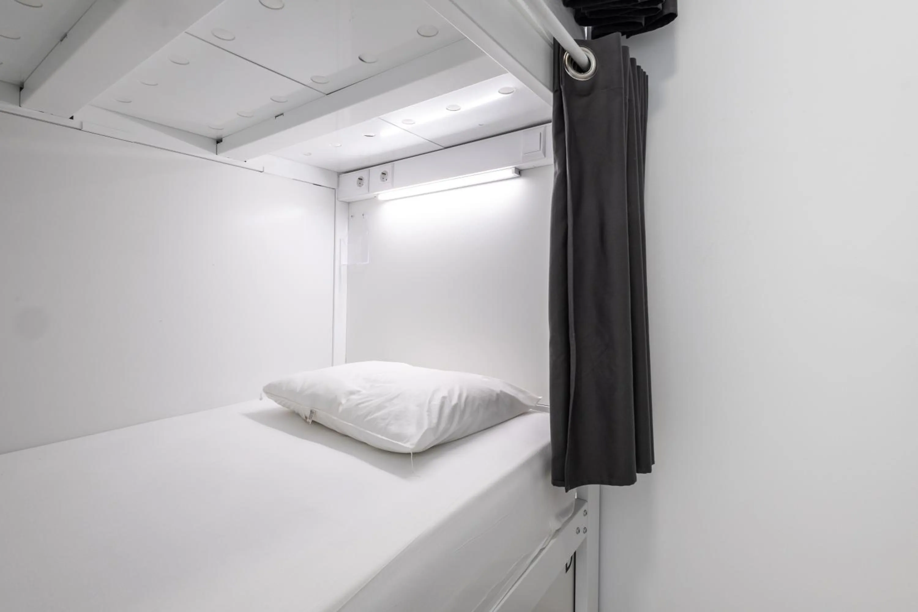 Bedroom, Bed in Dunas Hostel & Guesthouse