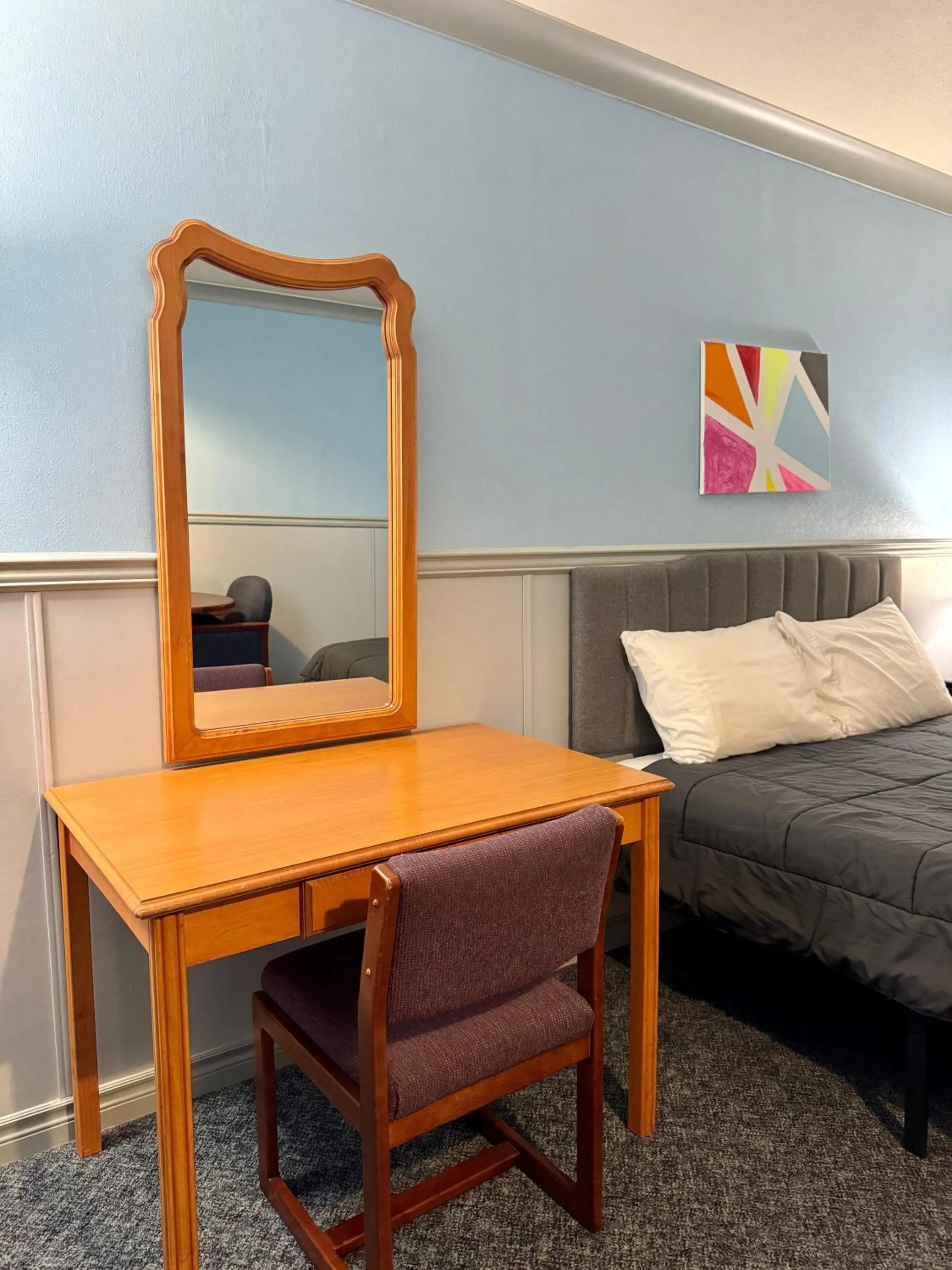 Bed in Elite Hotel -Downtown Center- "Ski & Northern light Tour" "Hot Spring Tour "Long-term stay"