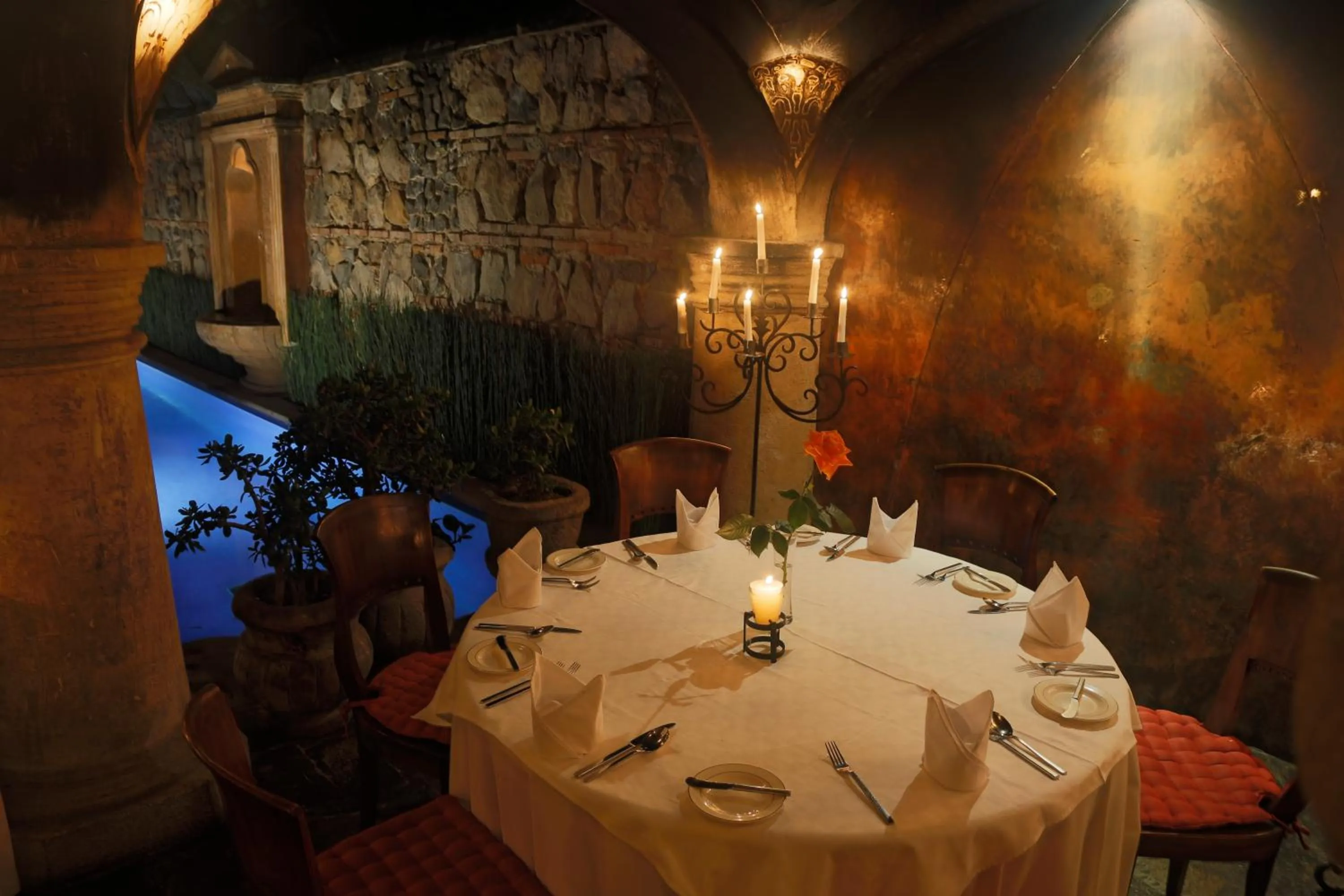 Restaurant/places to eat in Meson Panza Verde