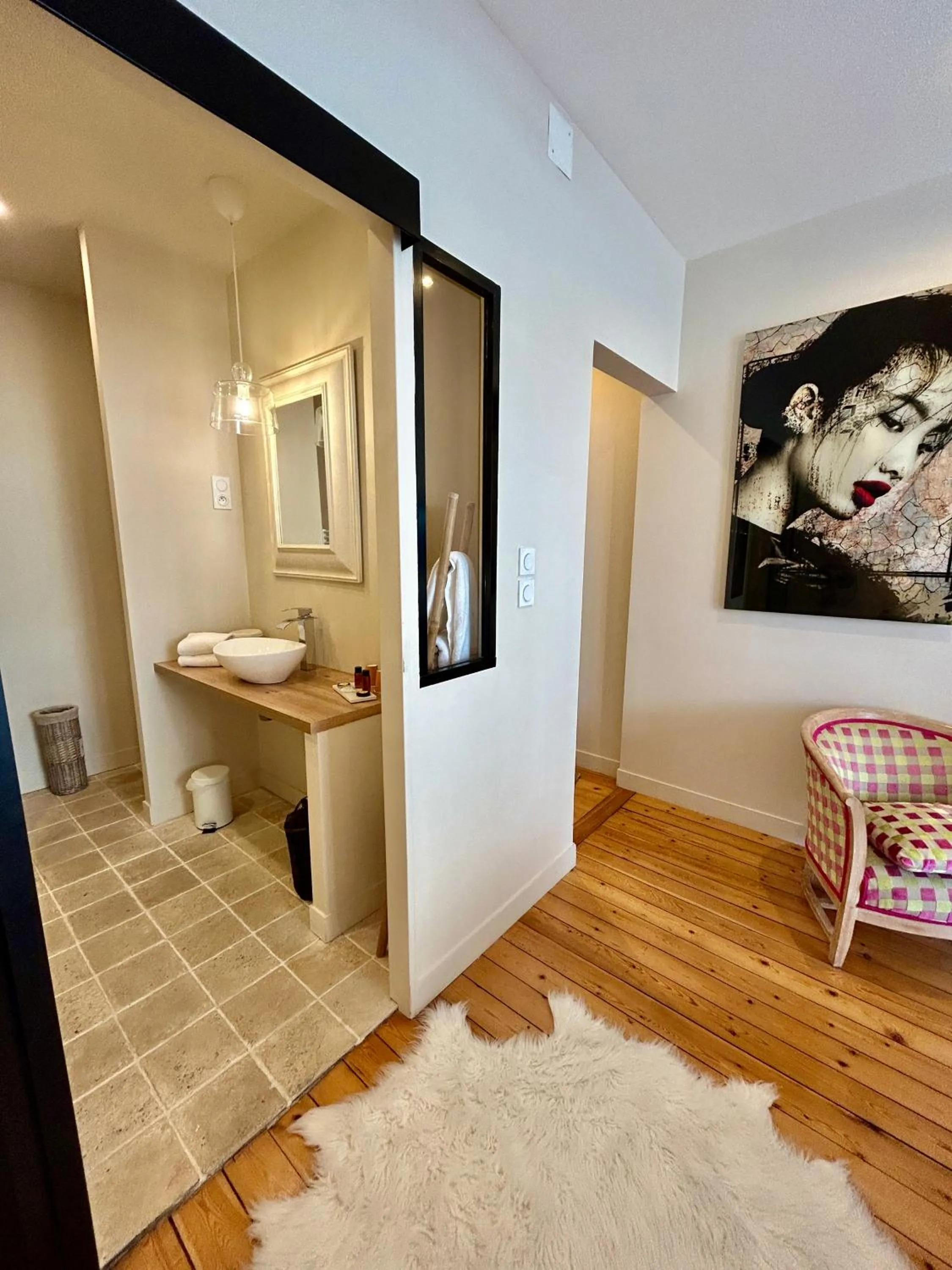 Bathroom in Chambre Roméo ou Juliette