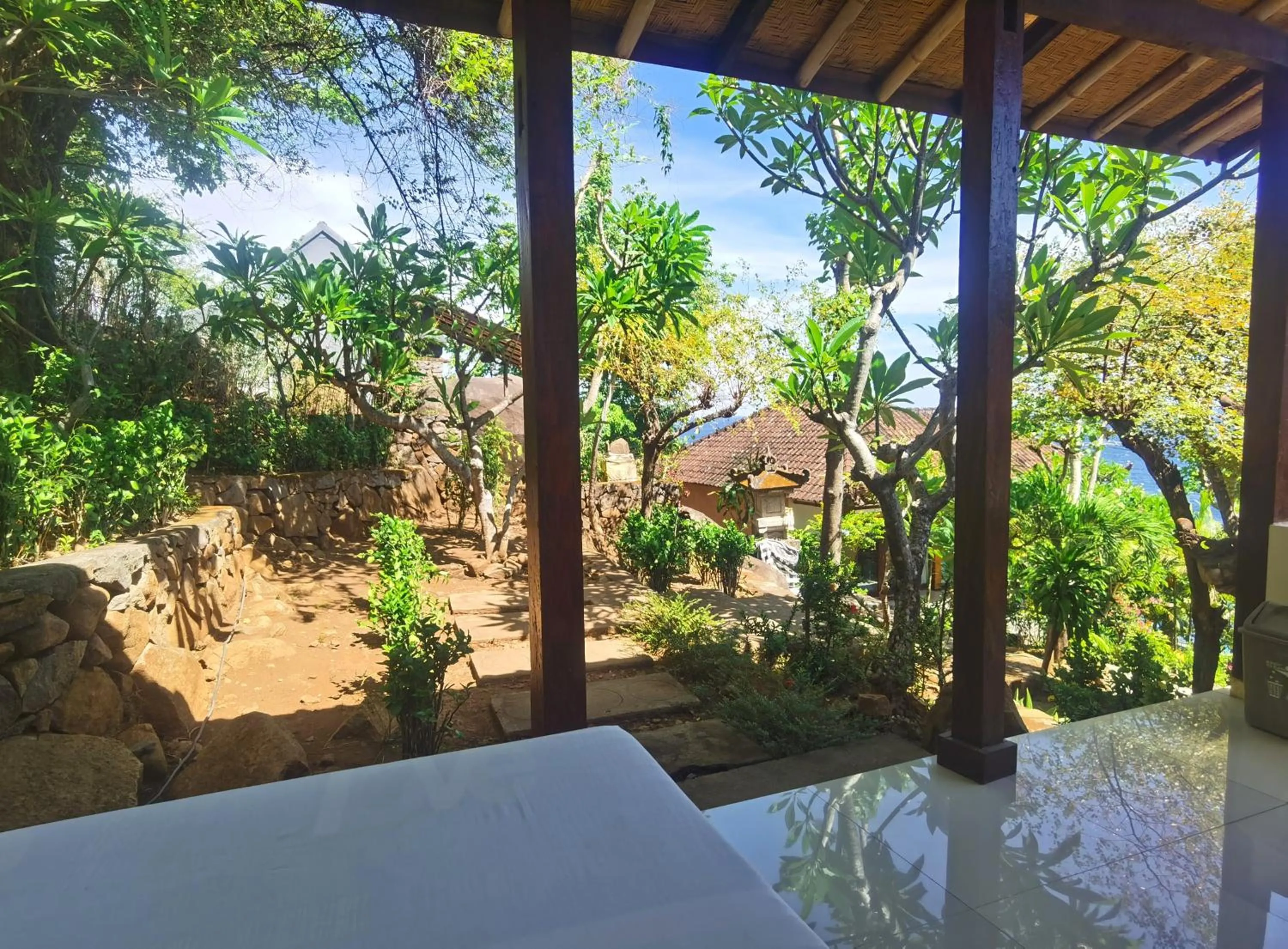 Patio in Wawa Wewe Rock