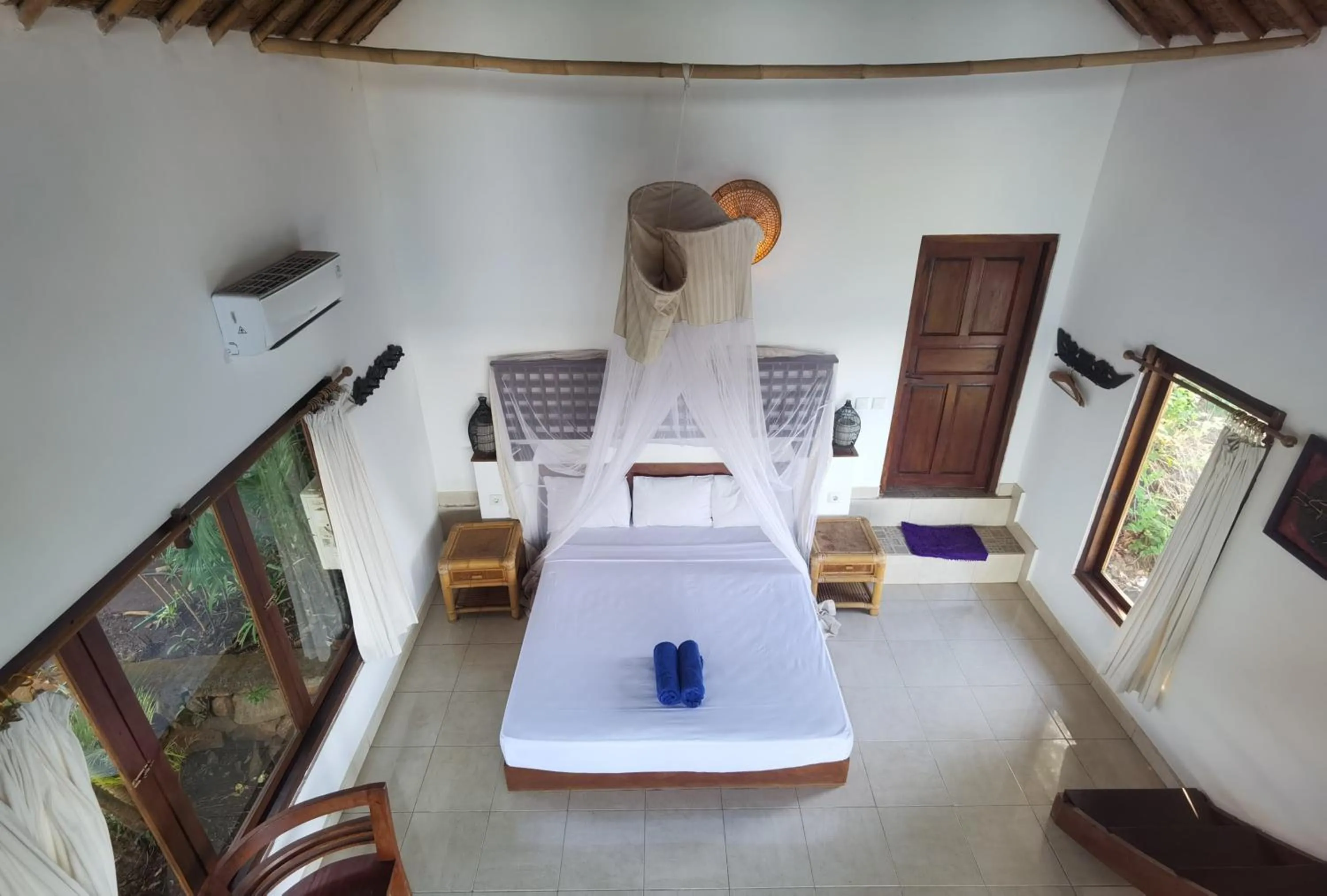 Bed in Wawa Wewe Rock