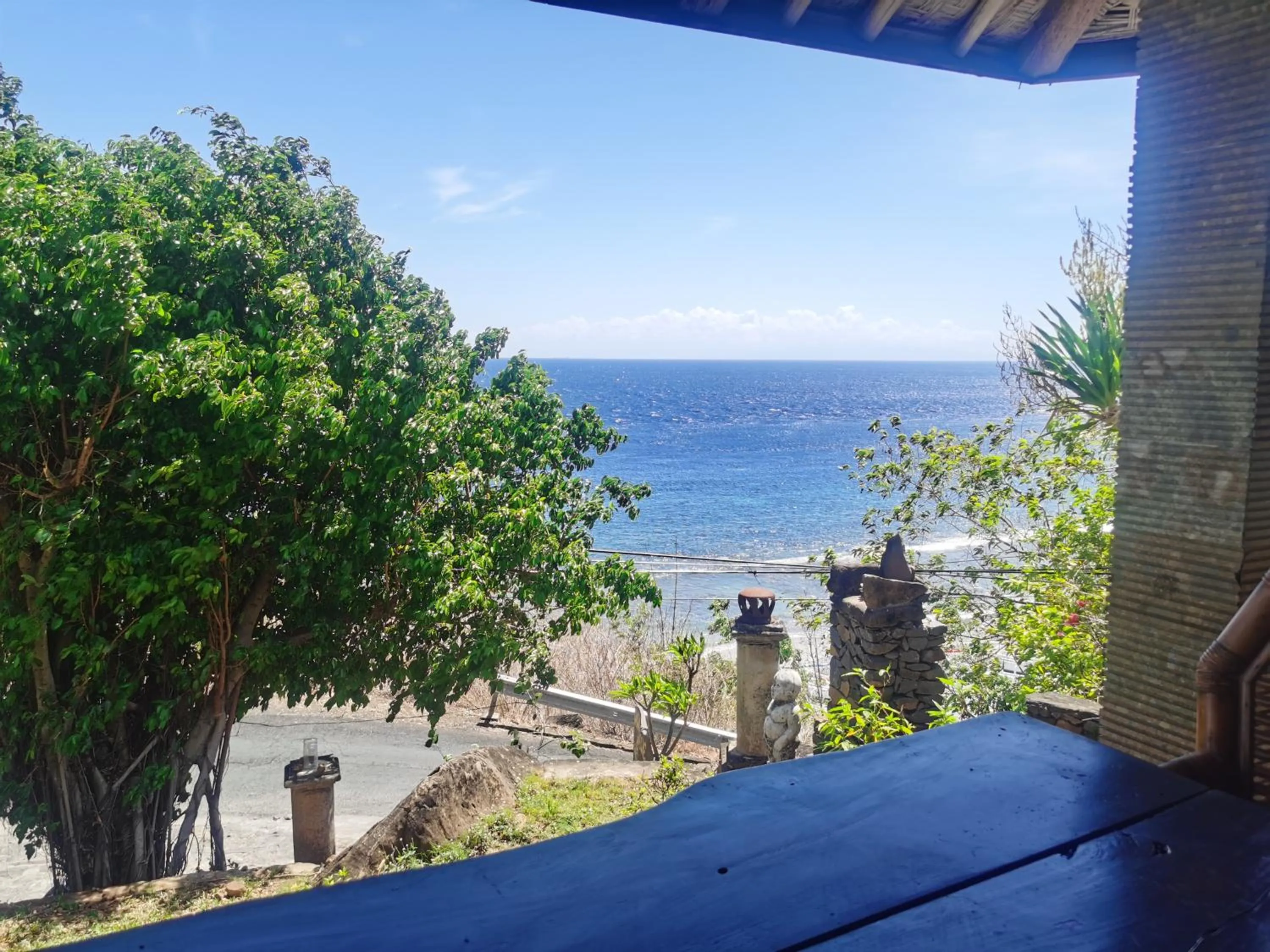 Restaurant/places to eat in Wawa Wewe Rock