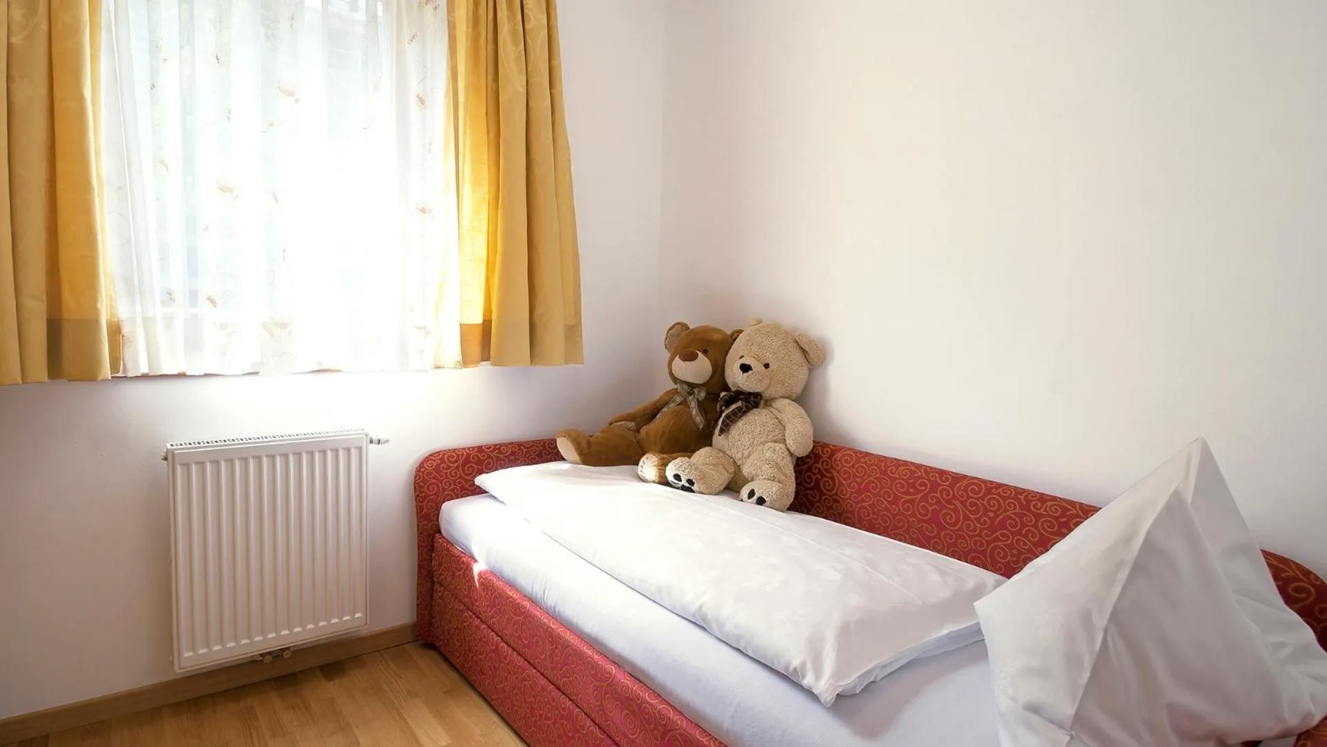 Bed in Hotel Sonnenhof