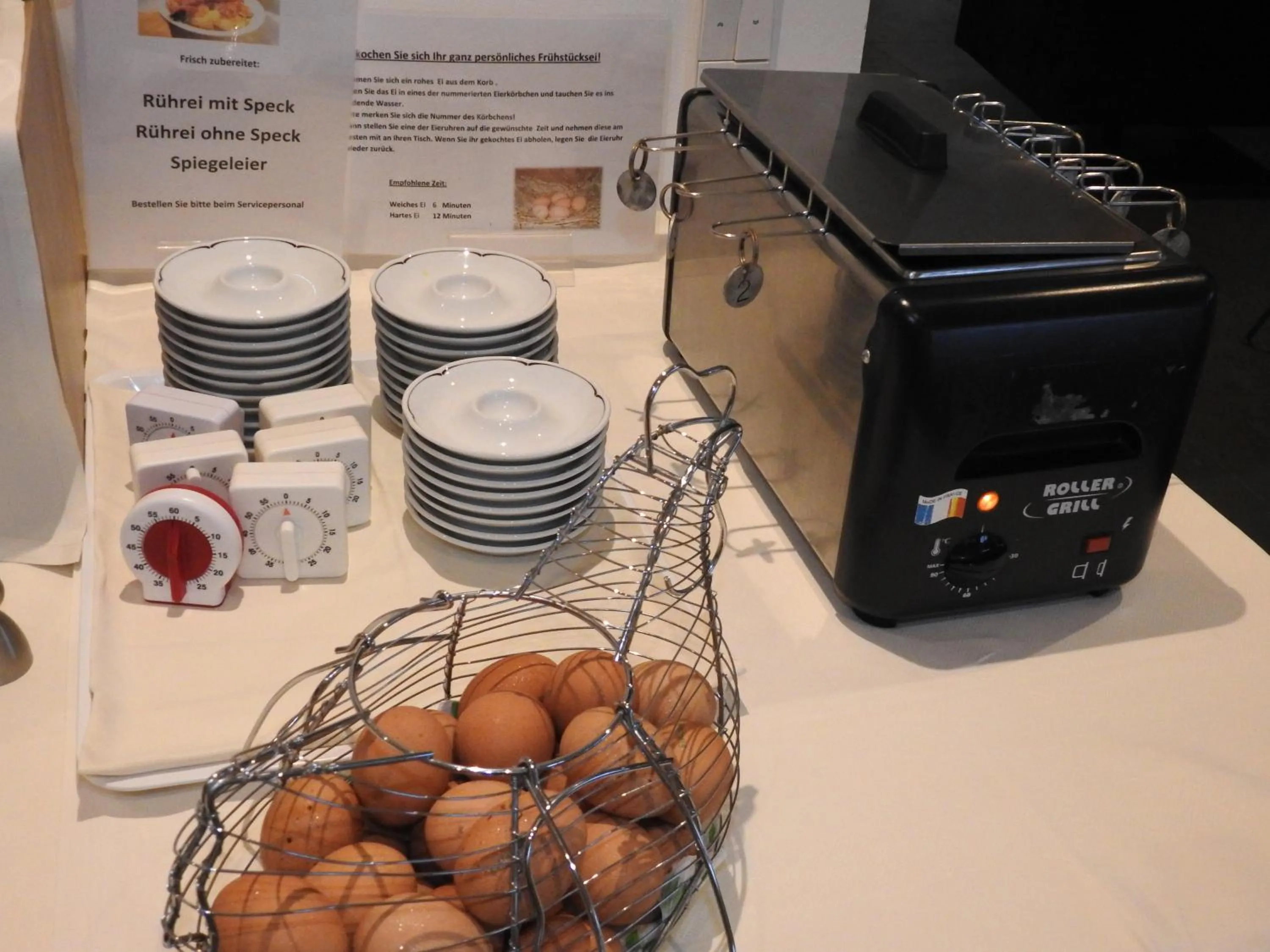 Buffet breakfast in Hotel Sonnenhof