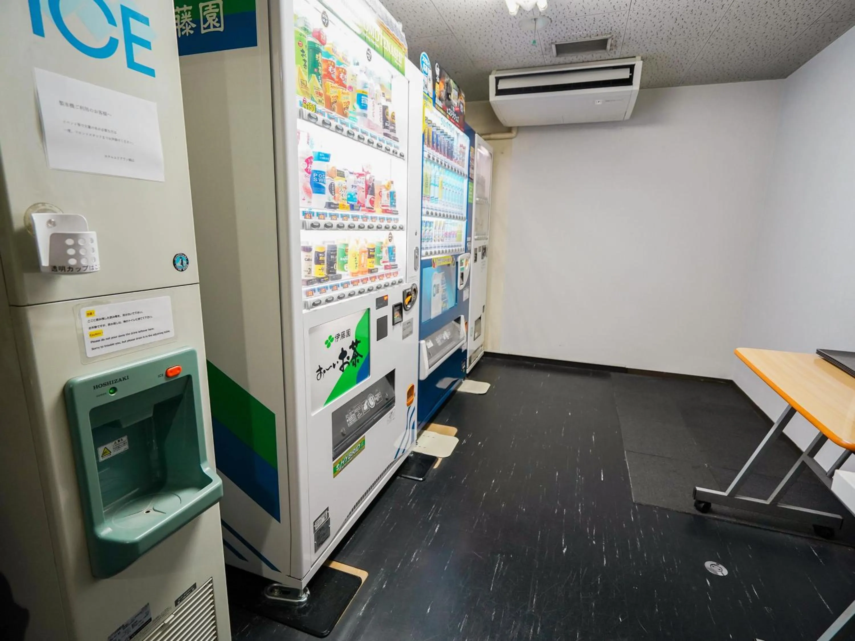 vending machine in Hotel AreaOne Okayama