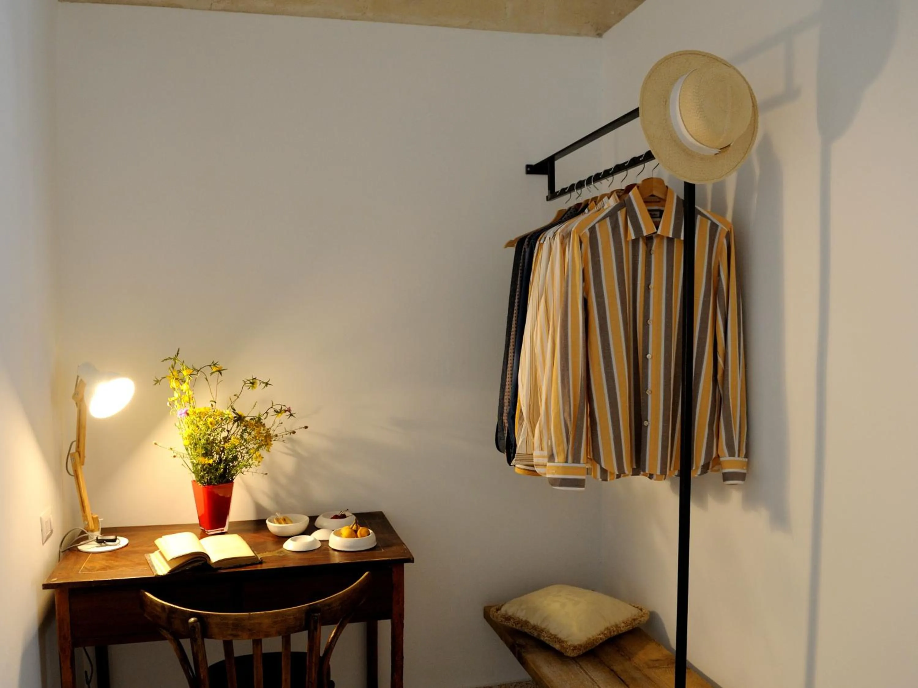wardrobe in Contrada Cappuccini