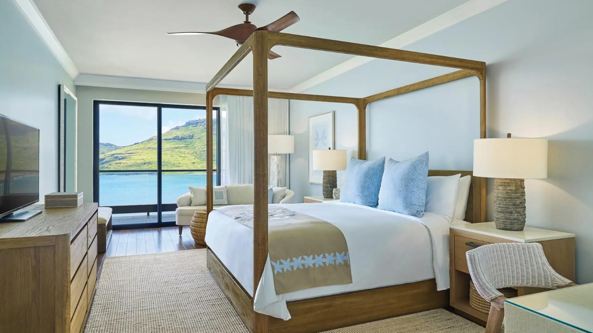 Bedroom, Bed in Timbers Kauai Ocean Club & Residences