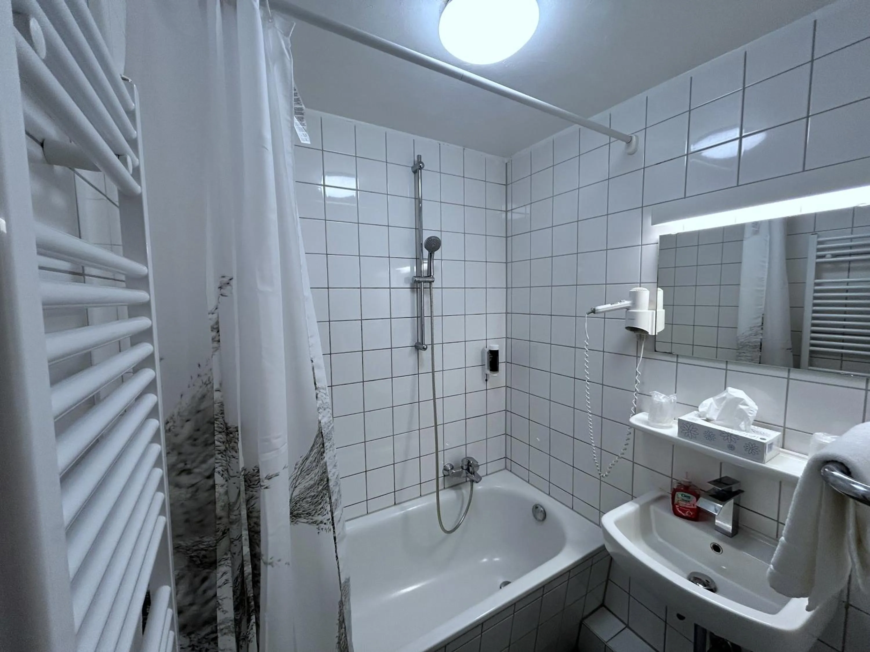 Bathroom in Brauereigasthof zur Münz seit 1586