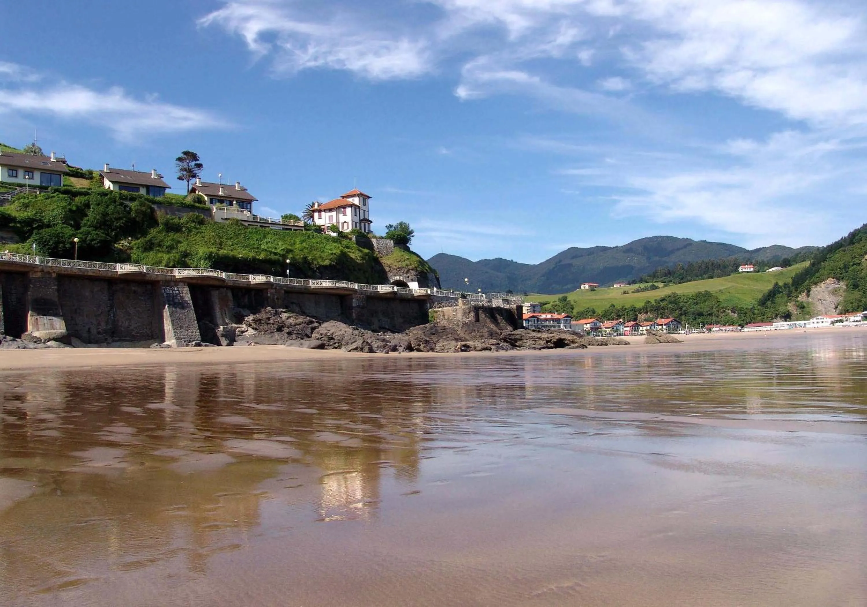 Beach in Pensión Zumardi