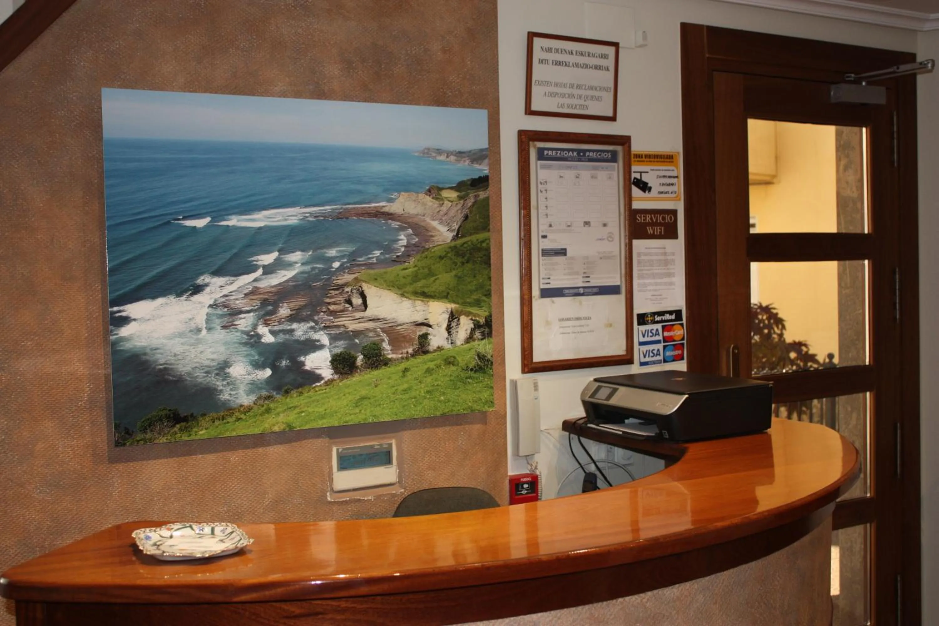 Lobby or reception in Pensión Zumardi
