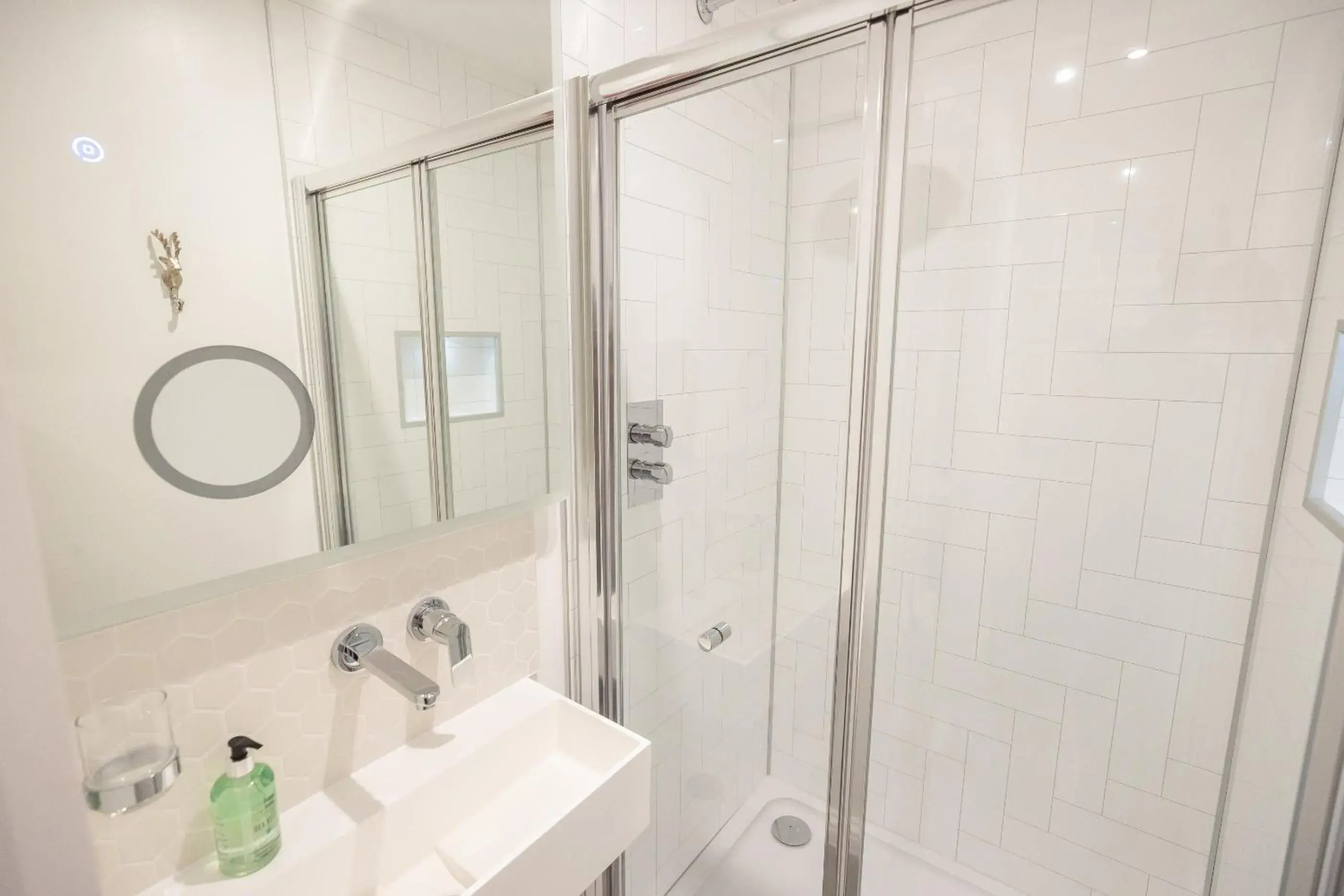 Single Room with Bathroom - single occupancy in Aye Stay Single Room with Bathroom - single occupancy in Aye Stay