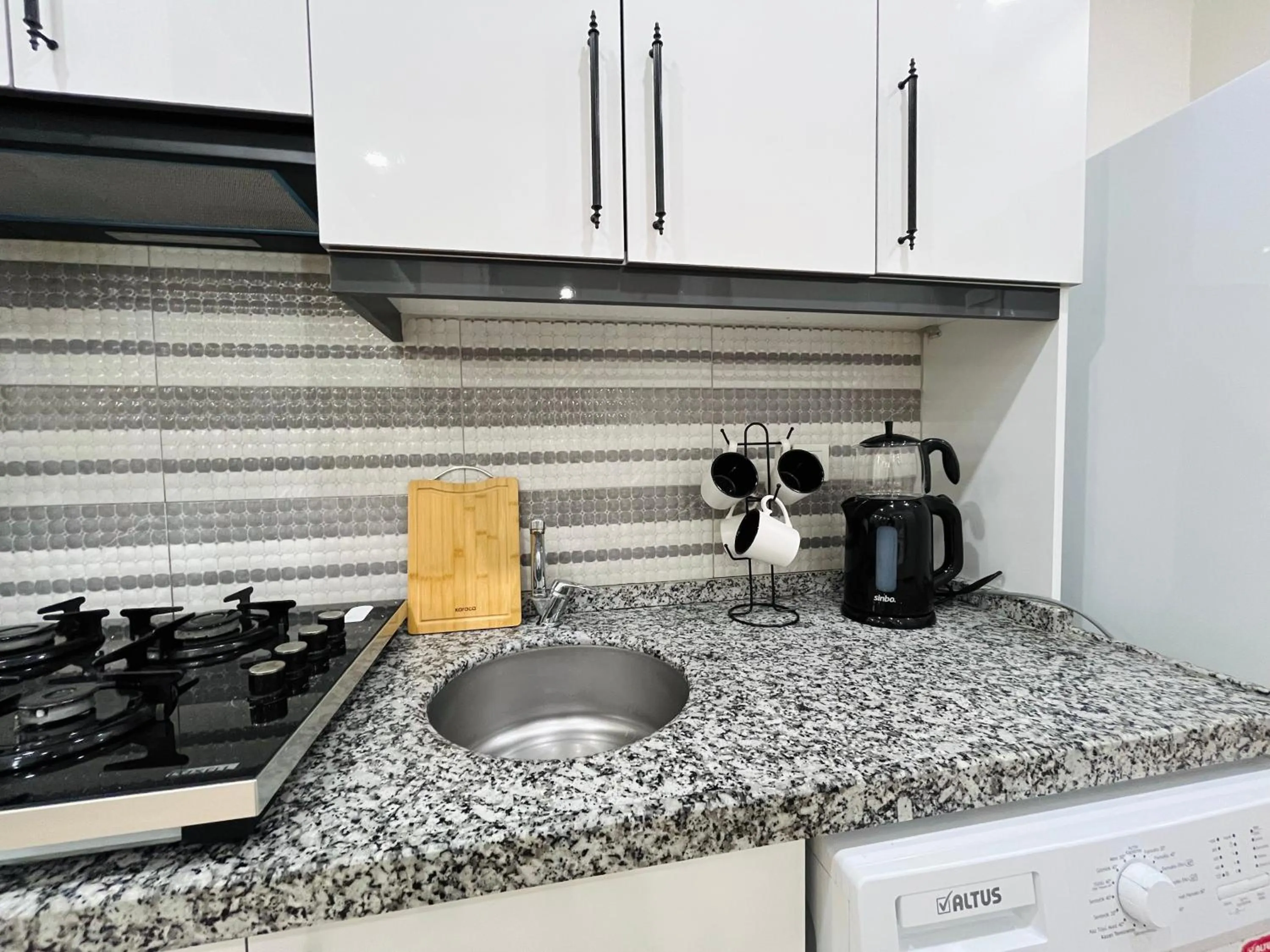 Coffee/tea facilities in Westley Residence Taksim