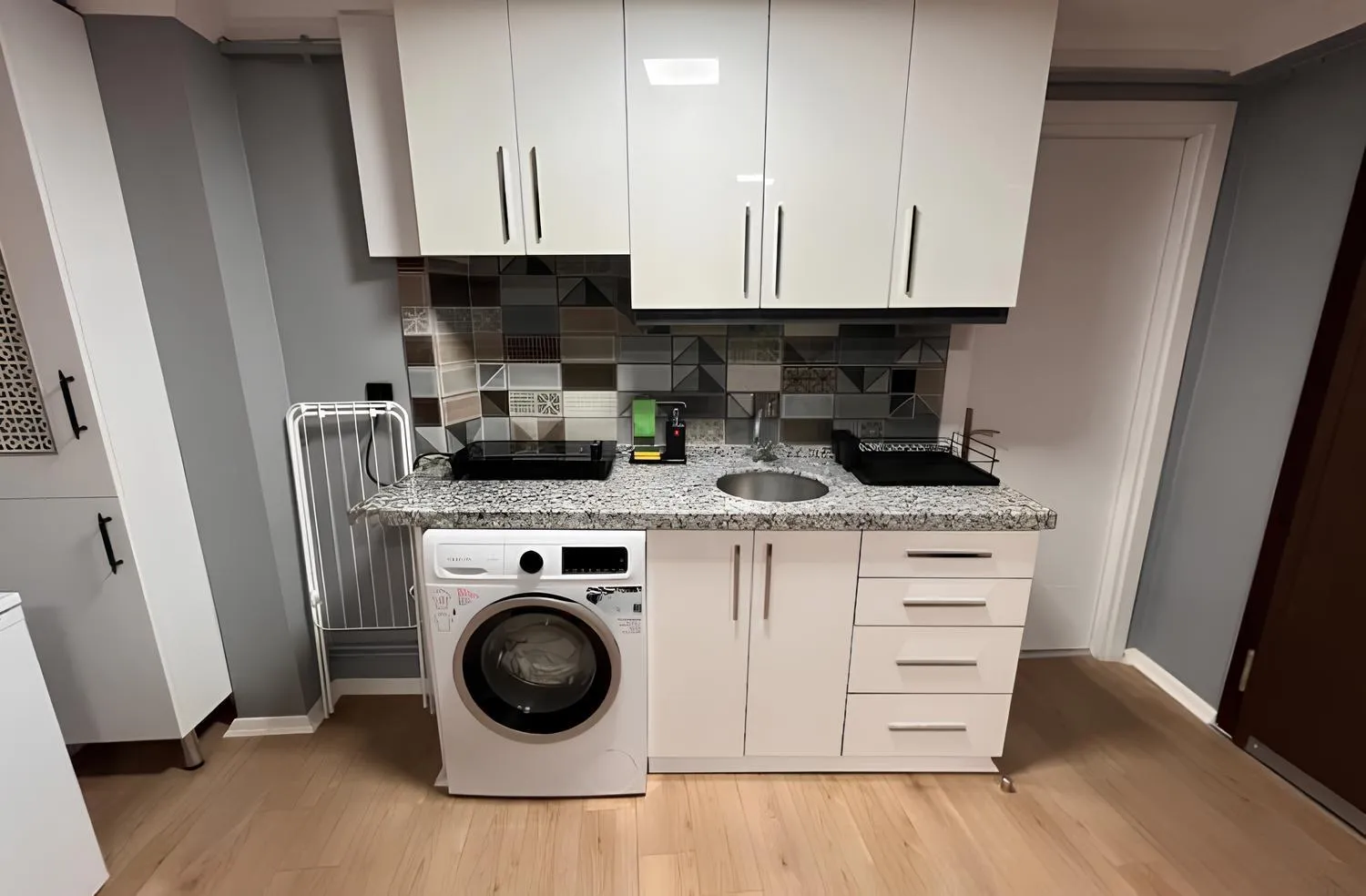 Kitchen or kitchenette in Westley Residence Taksim