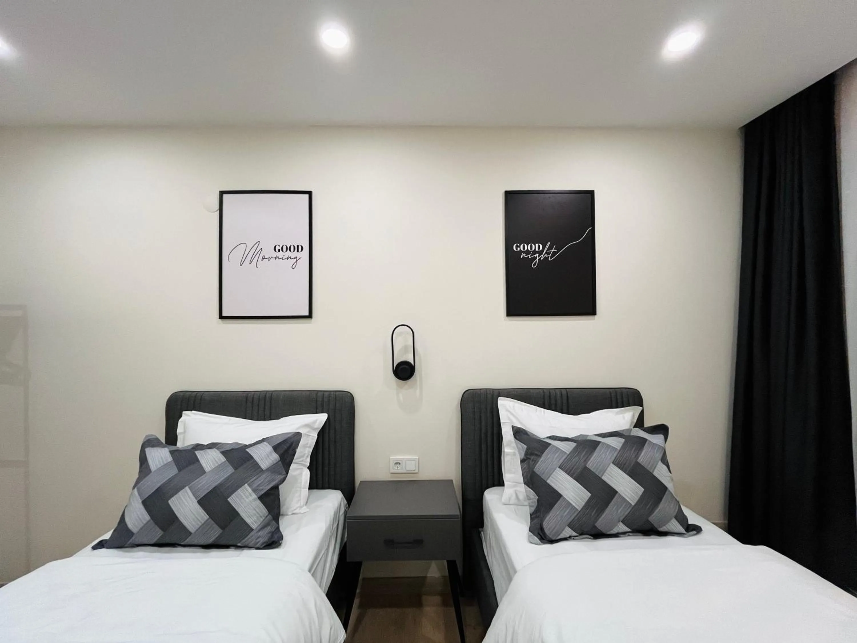 Bed in Westley Residence Taksim