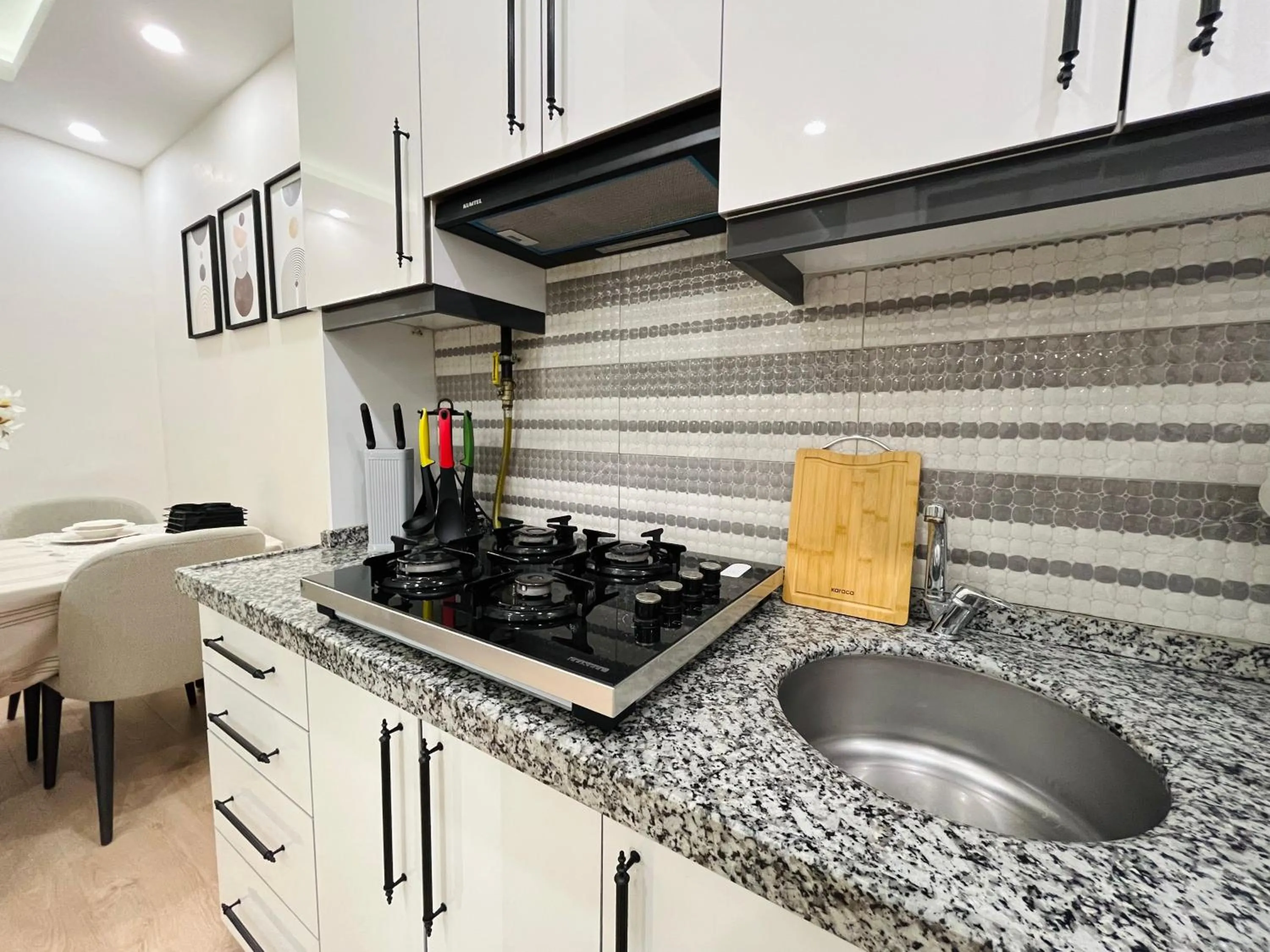 Kitchen or kitchenette in Westley Residence Taksim