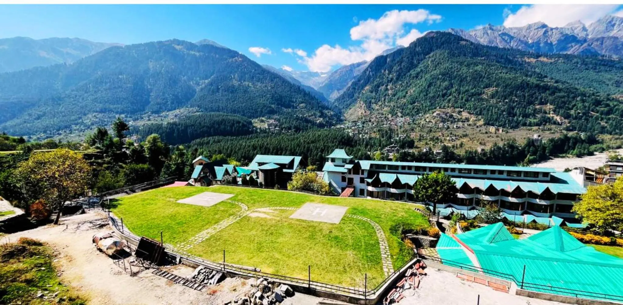 Manuallaya The Resort & Spa