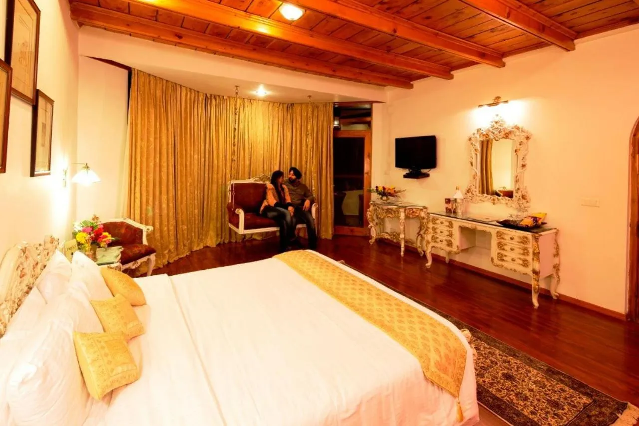 Bed in Manuallaya The Resort & Spa