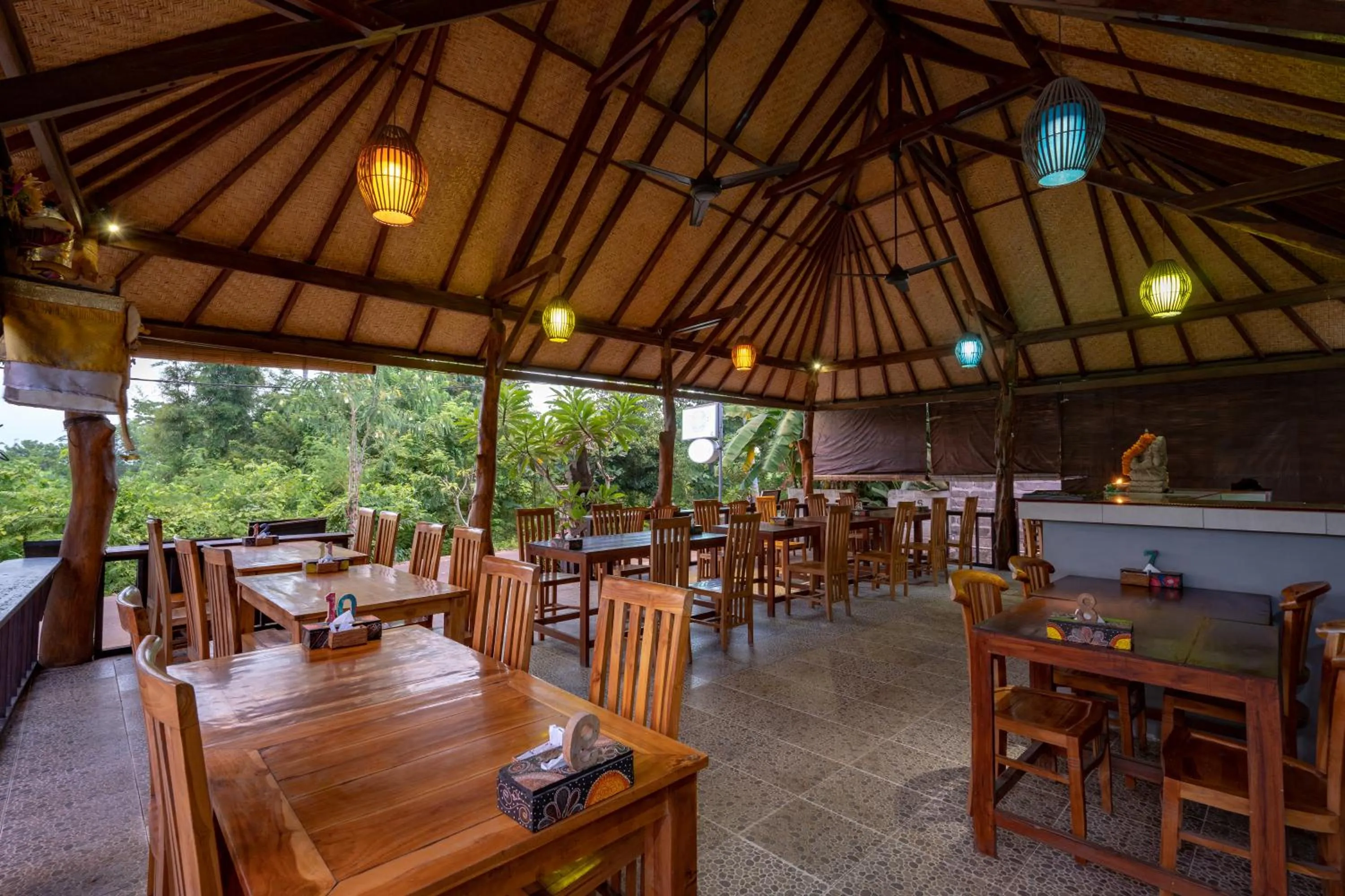 Restaurant/places to eat in The Soggol Lembongan