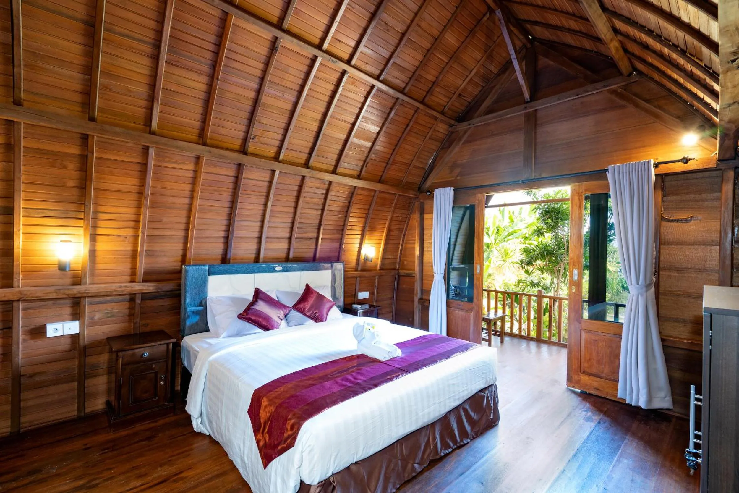 Bed in The Soggol Lembongan