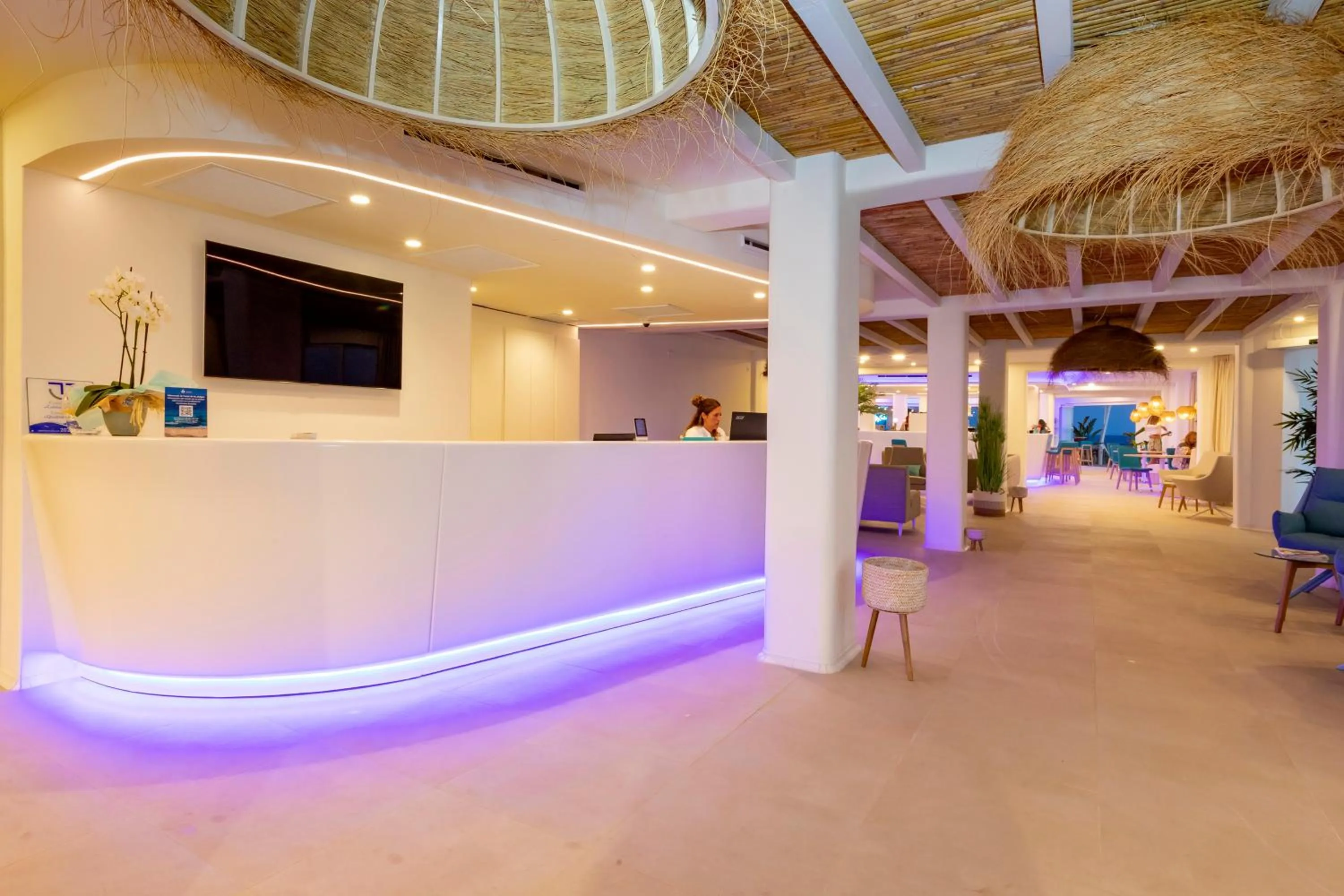 Lobby or reception in Hotel Maysi