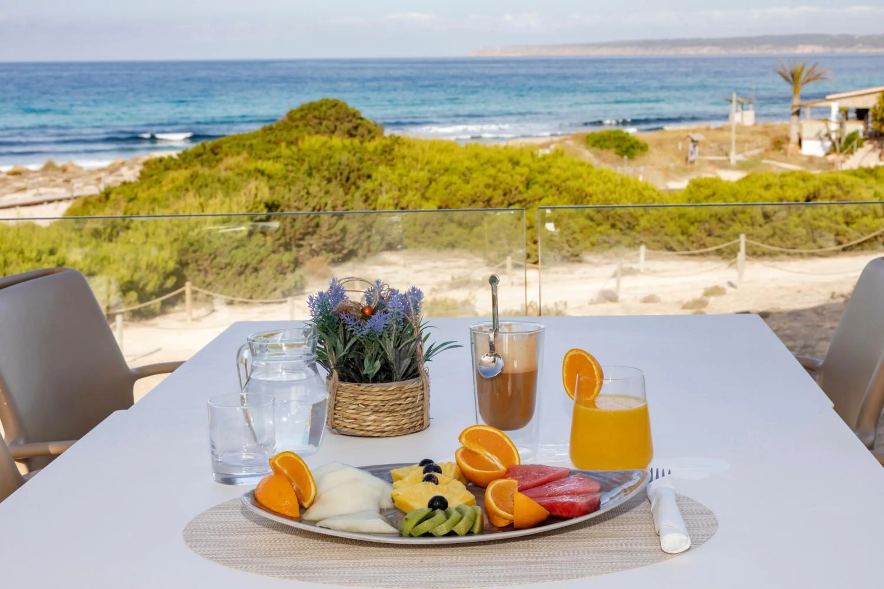 Beach in Hotel Maysi