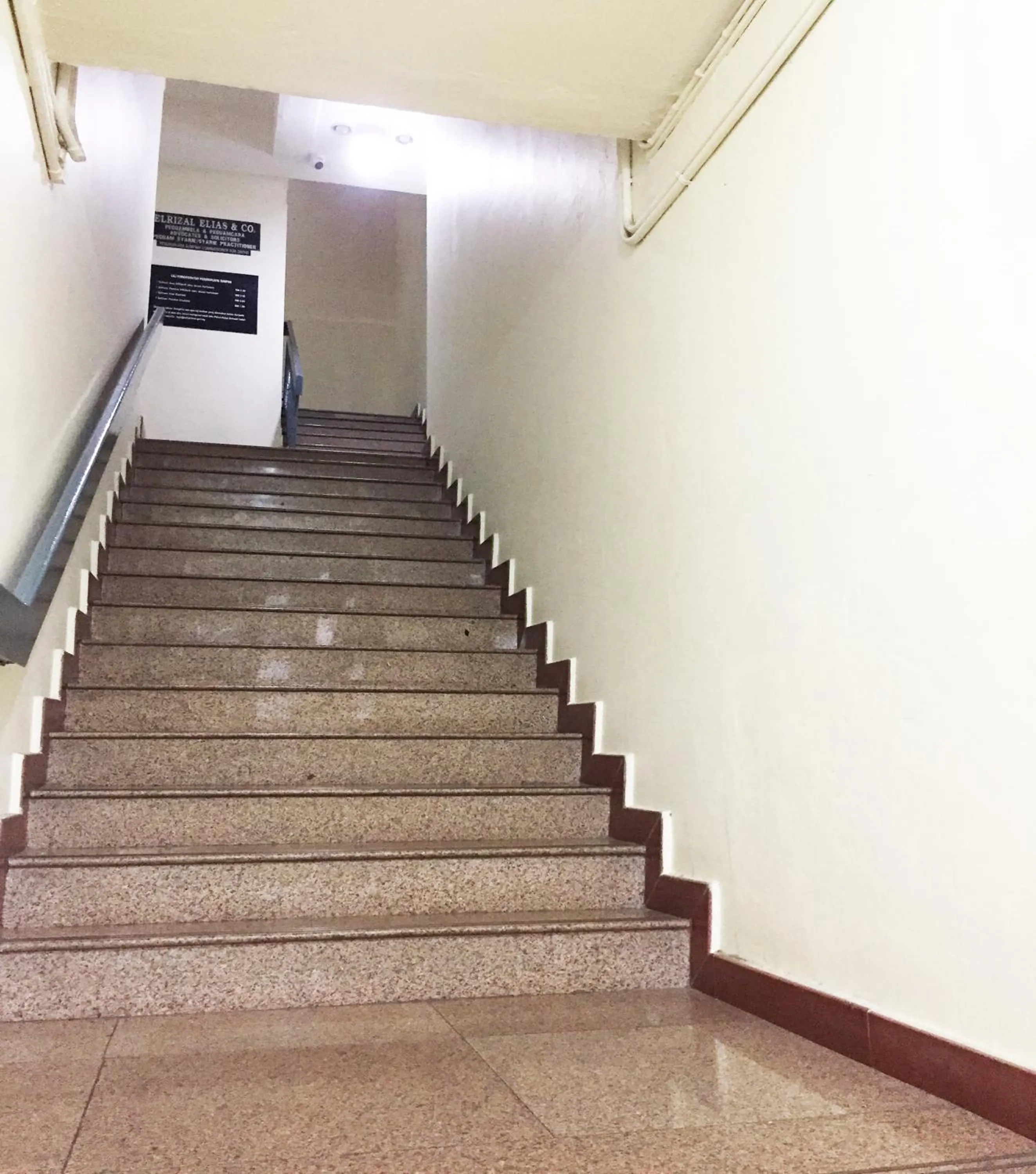 Property building in HK Inn Hua Kiew Inn