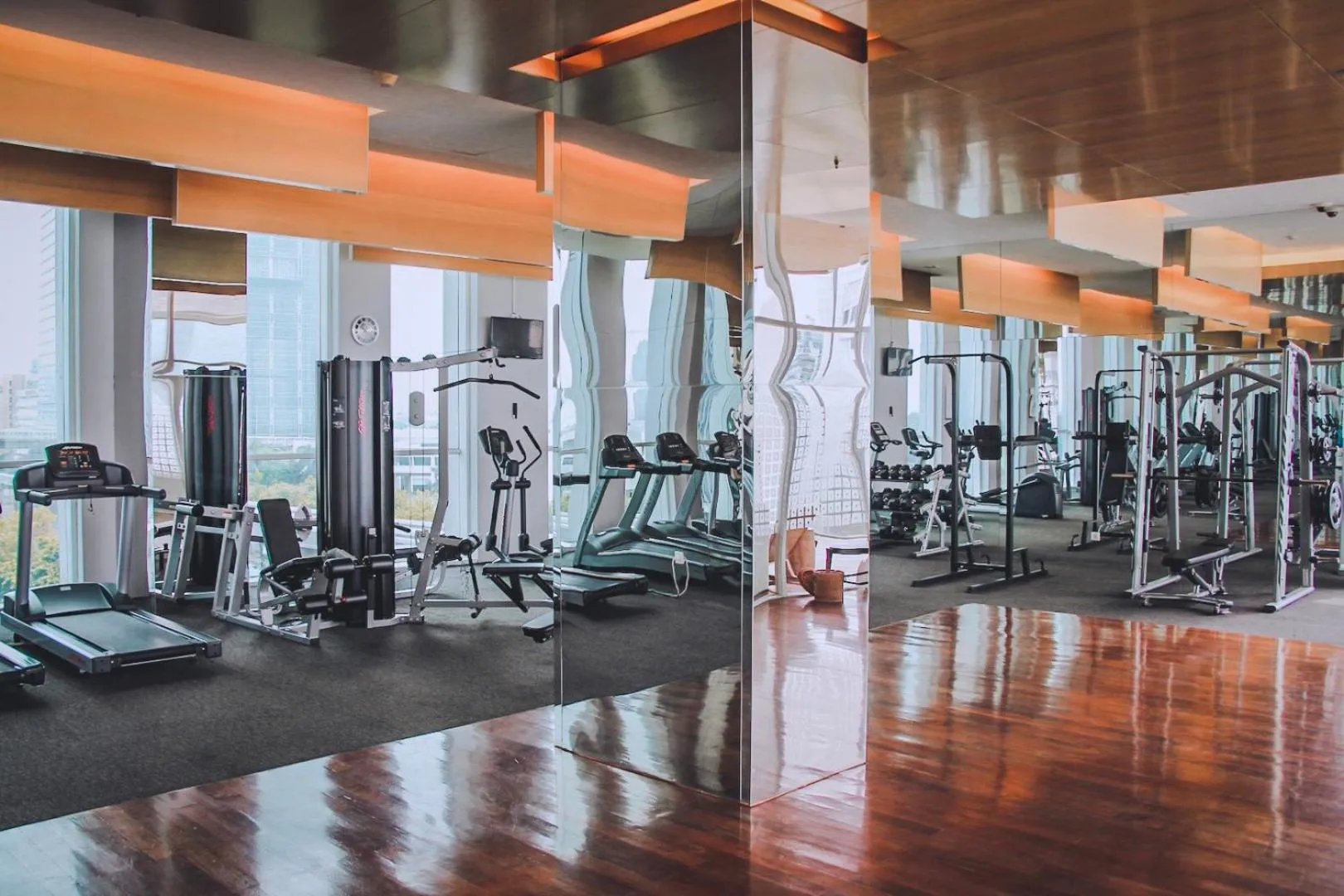 JS Luwansa Hotel & Convention Center