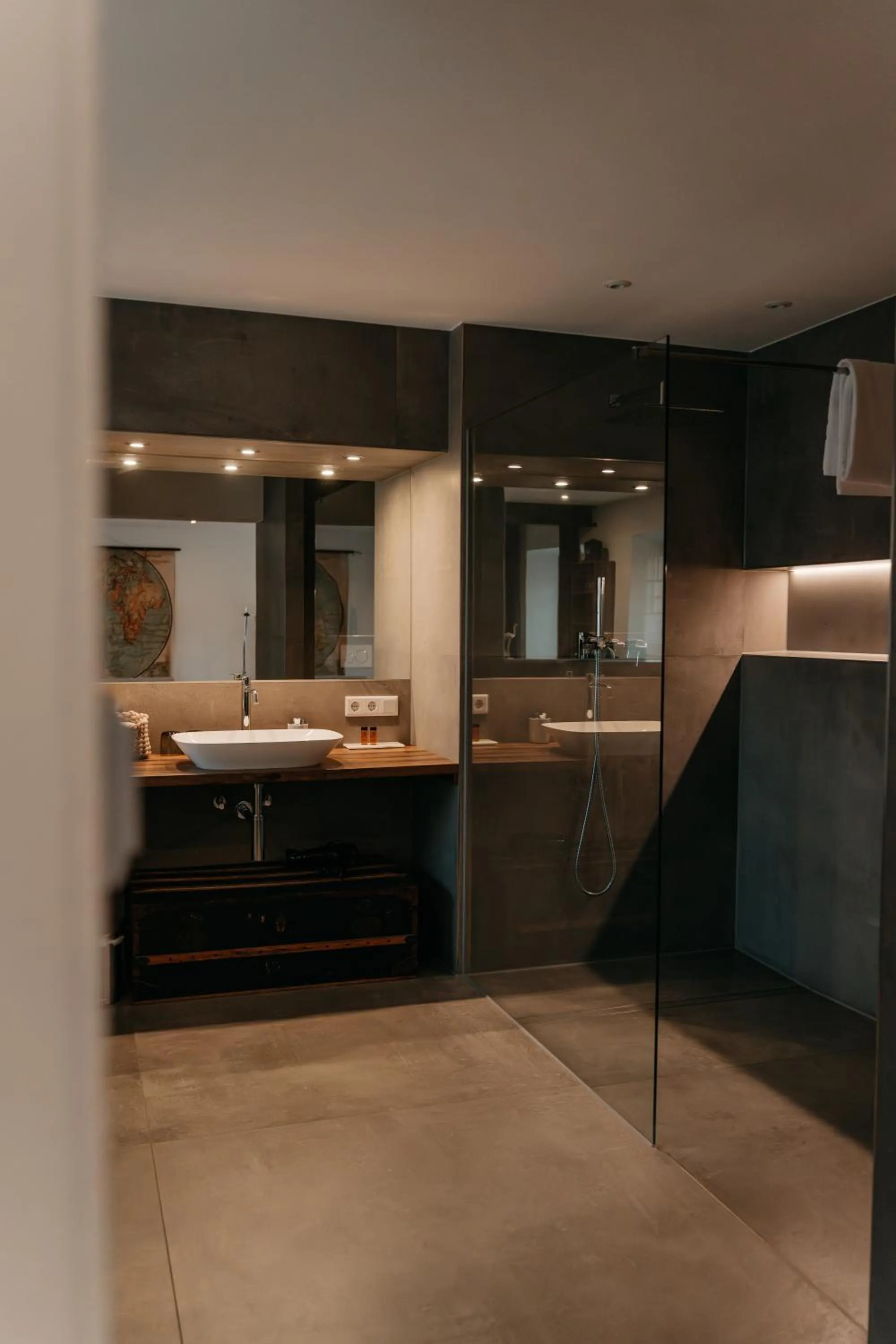 Shower in Hotel Mühldorf