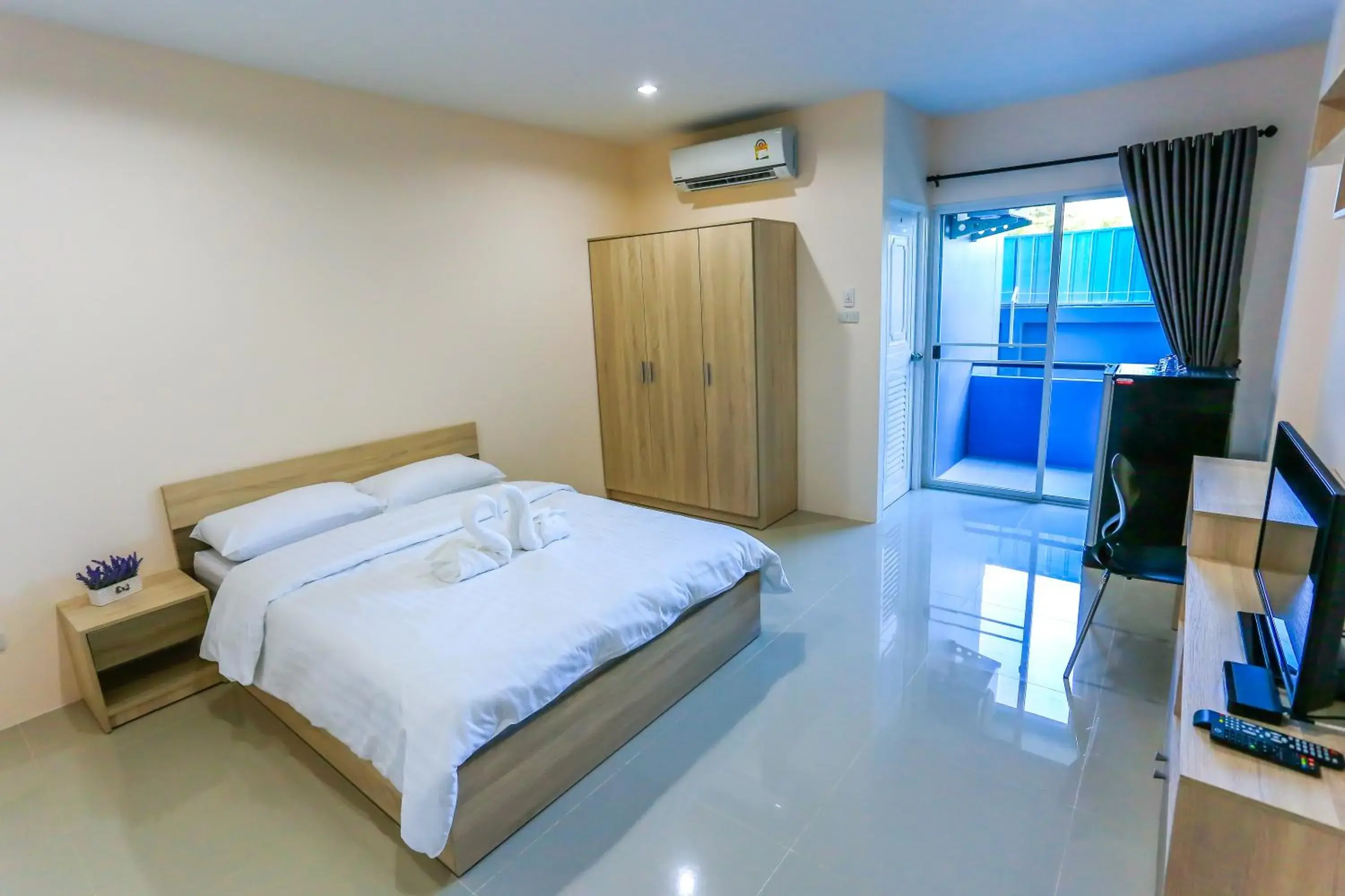 Double Room with Private Bathroom in Tempo Plus Apartment Double Room with Private Bathroom in Tempo Plus Apartment