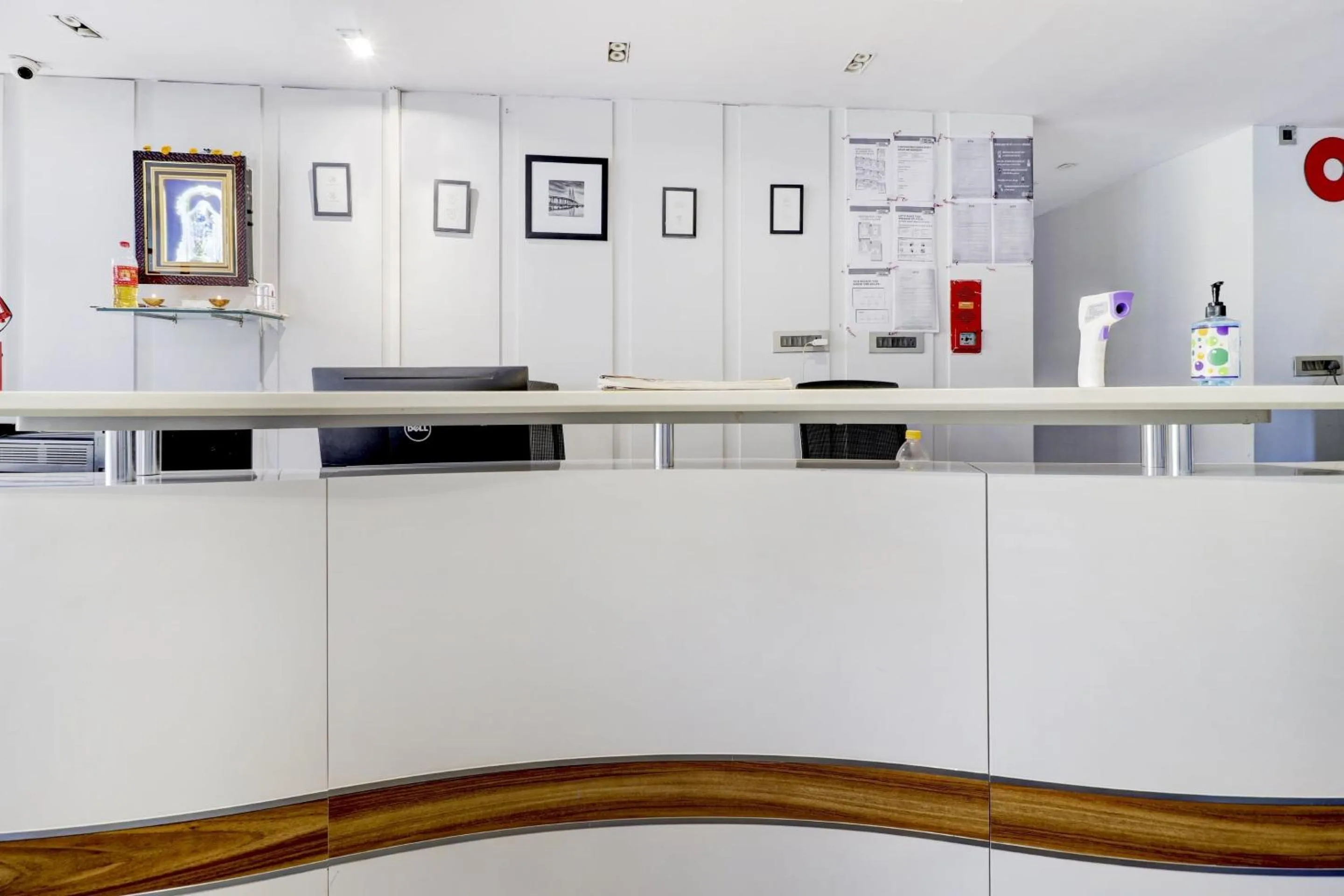 Lobby or reception in Sleek Townhouse Galexia Hotel and Resorts