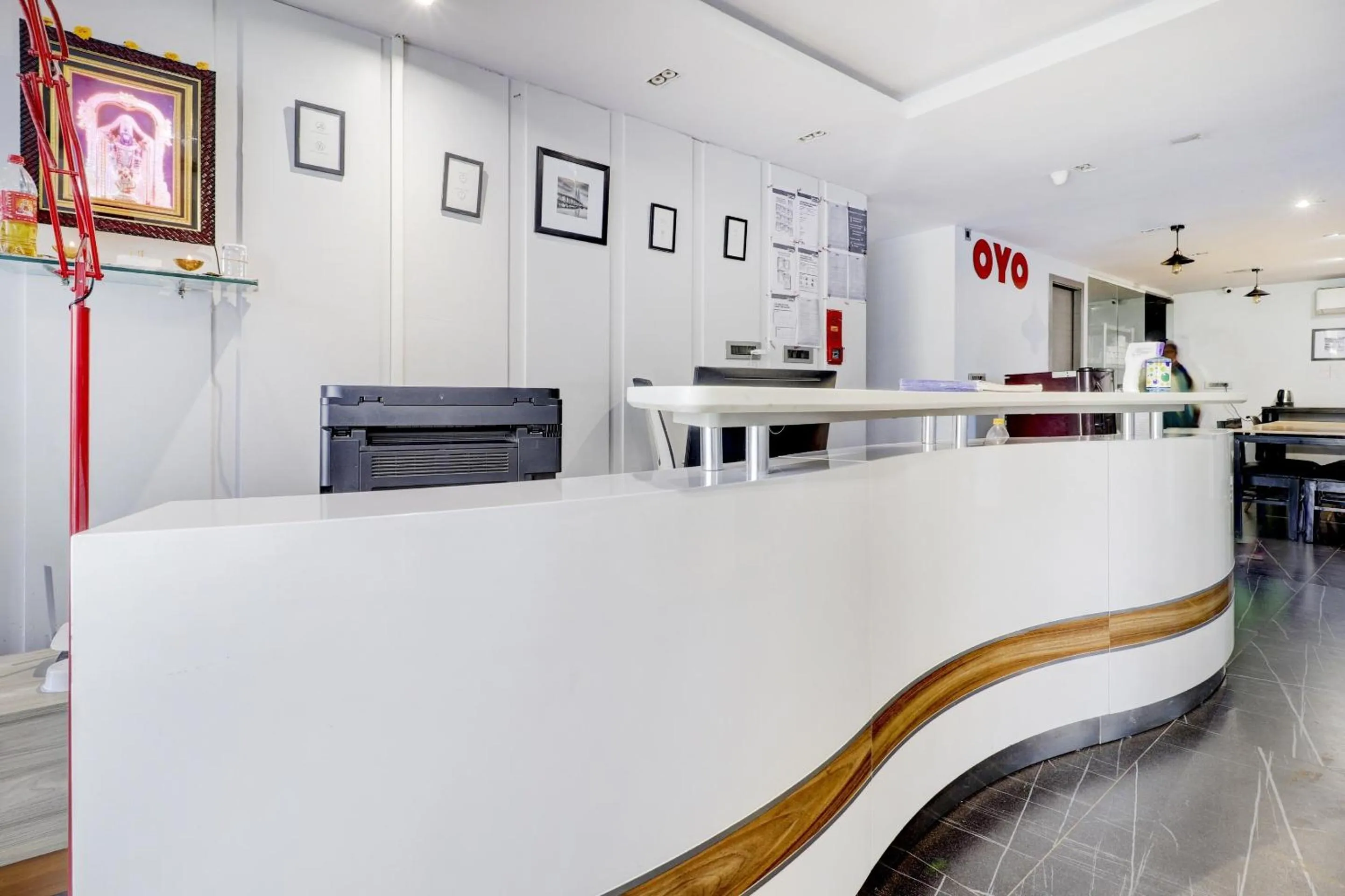 Lobby or reception in Sleek Townhouse Galexia Hotel and Resorts