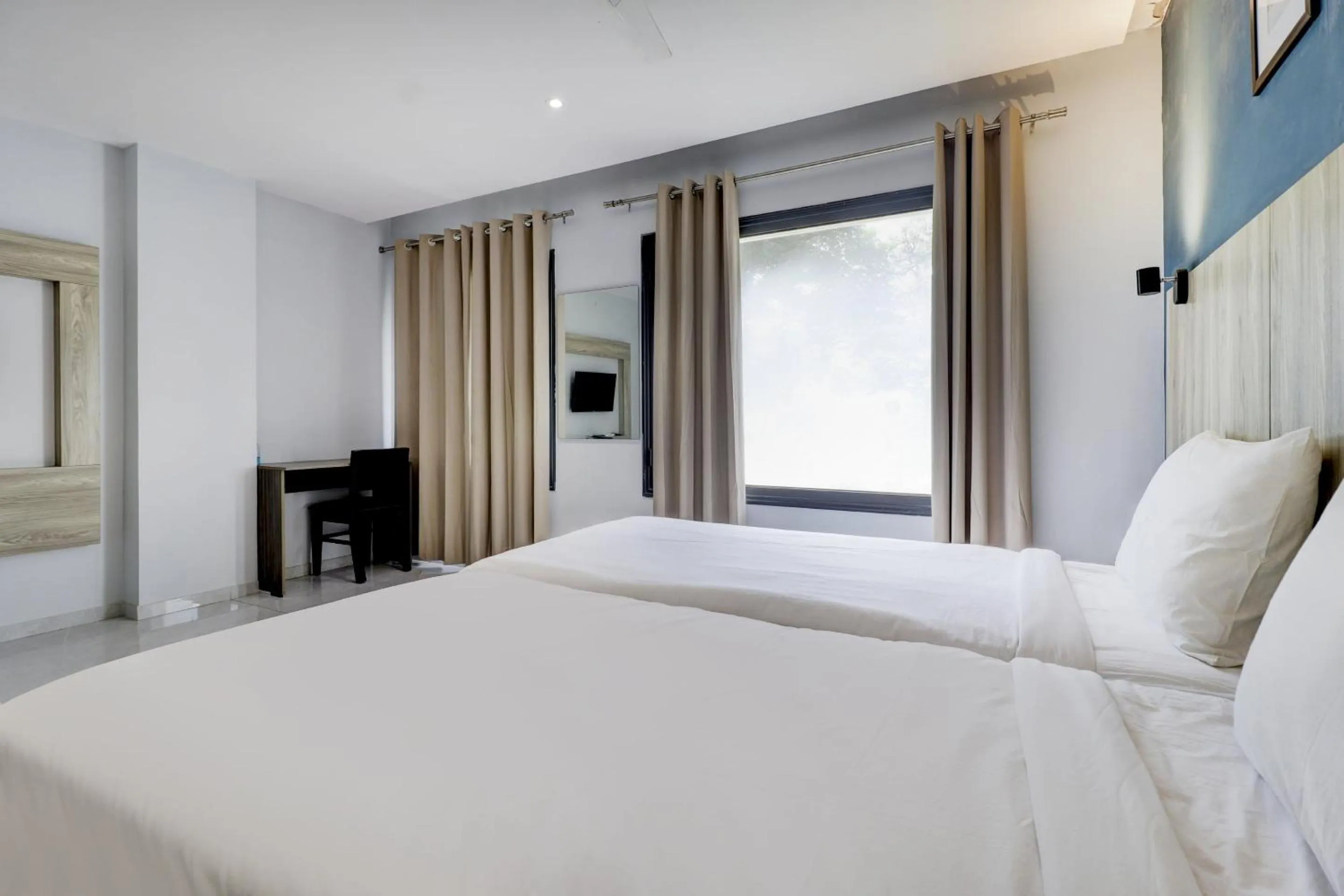 Bedroom in Sleek Townhouse Galexia Hotel and Resorts